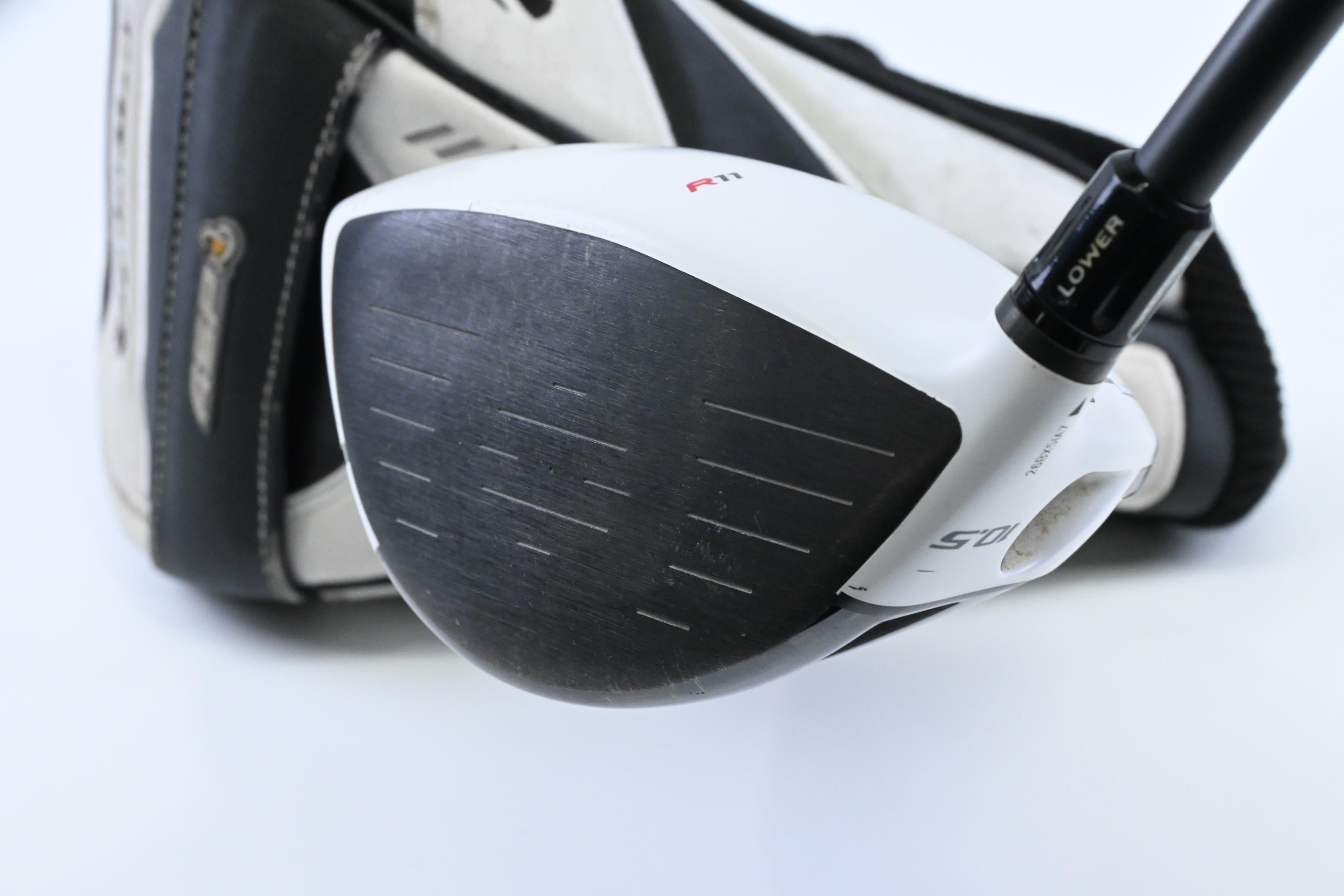 Taylormade R11S Driver / 10.5 Degree / Stiff Flex Aldila RIP Phenom 60 Shaft