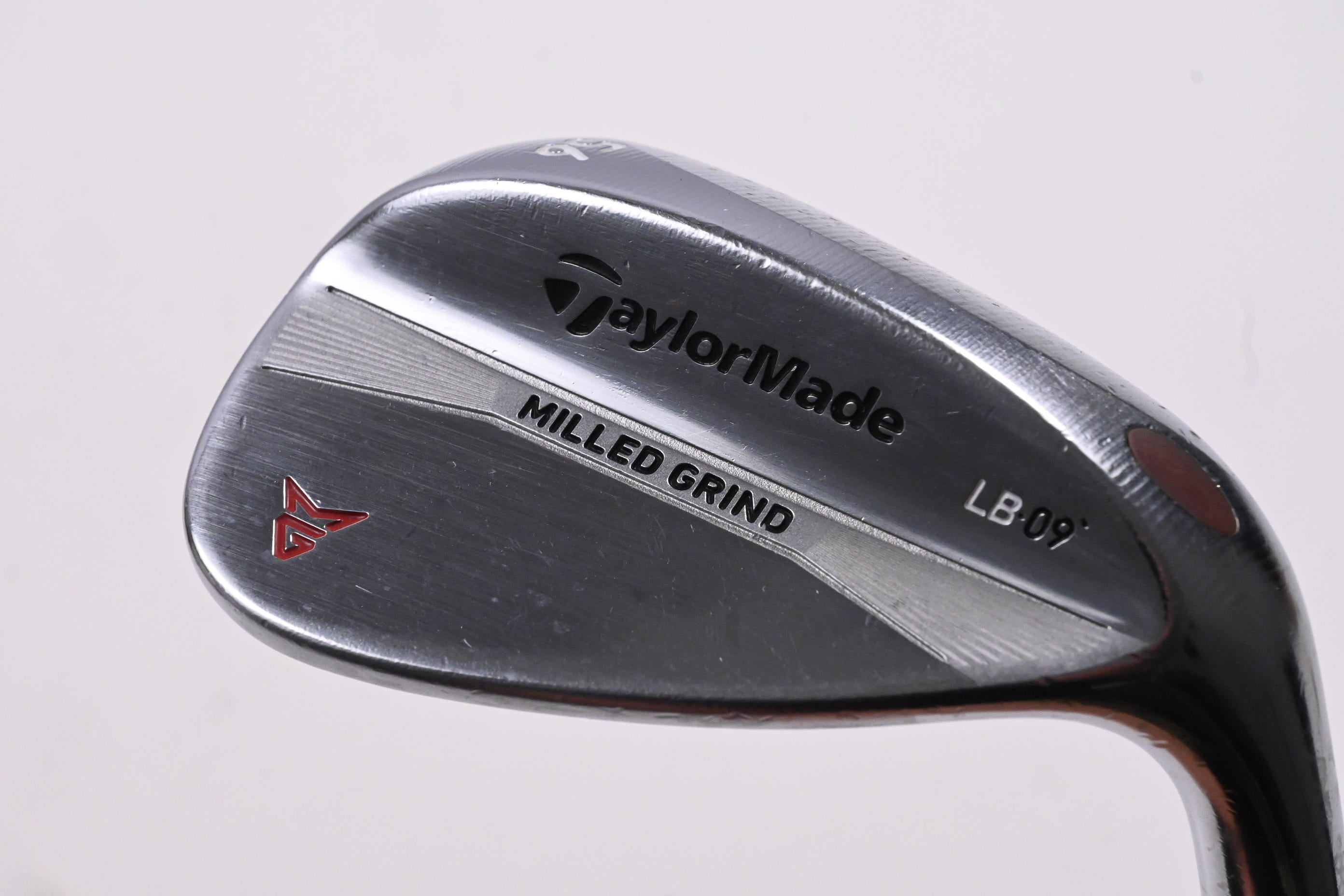 Taylormade Milled Grind Sand Wedge / 56 Degree / Wedge Flex Accra iS8