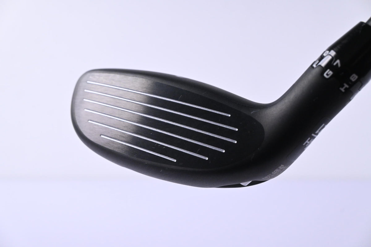 Cobra DS-Adapt #4 Hybrid / 21 Degree / Regular Flex KBS PGH 75 Shaft