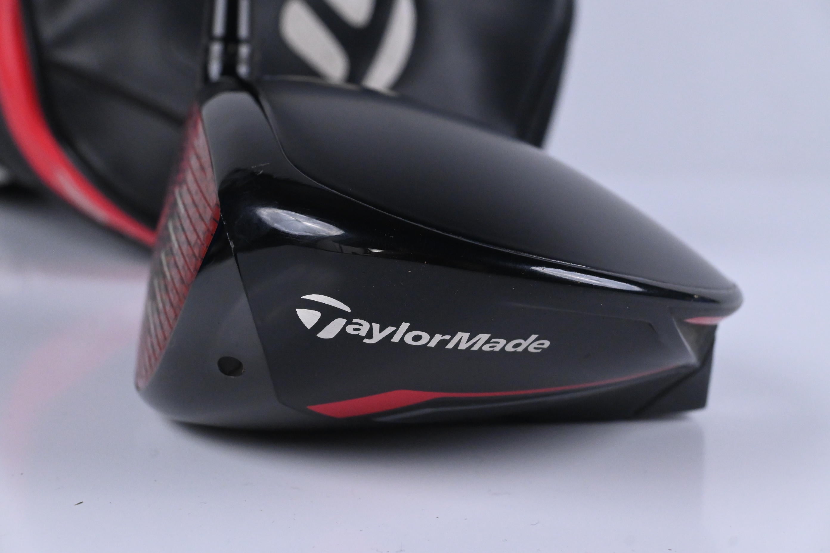 Left Hand Taylormade Stealth Driver / 9 Degree / Stiff Flex Fujikura Ventus 5
