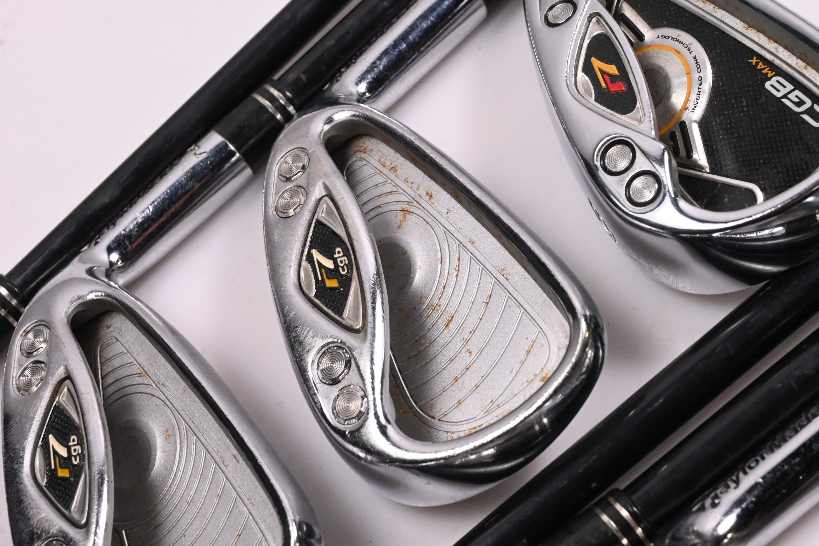 Taylormade R7 CGB Max Irons / 3-PW / Stiff Flex  Shafts
