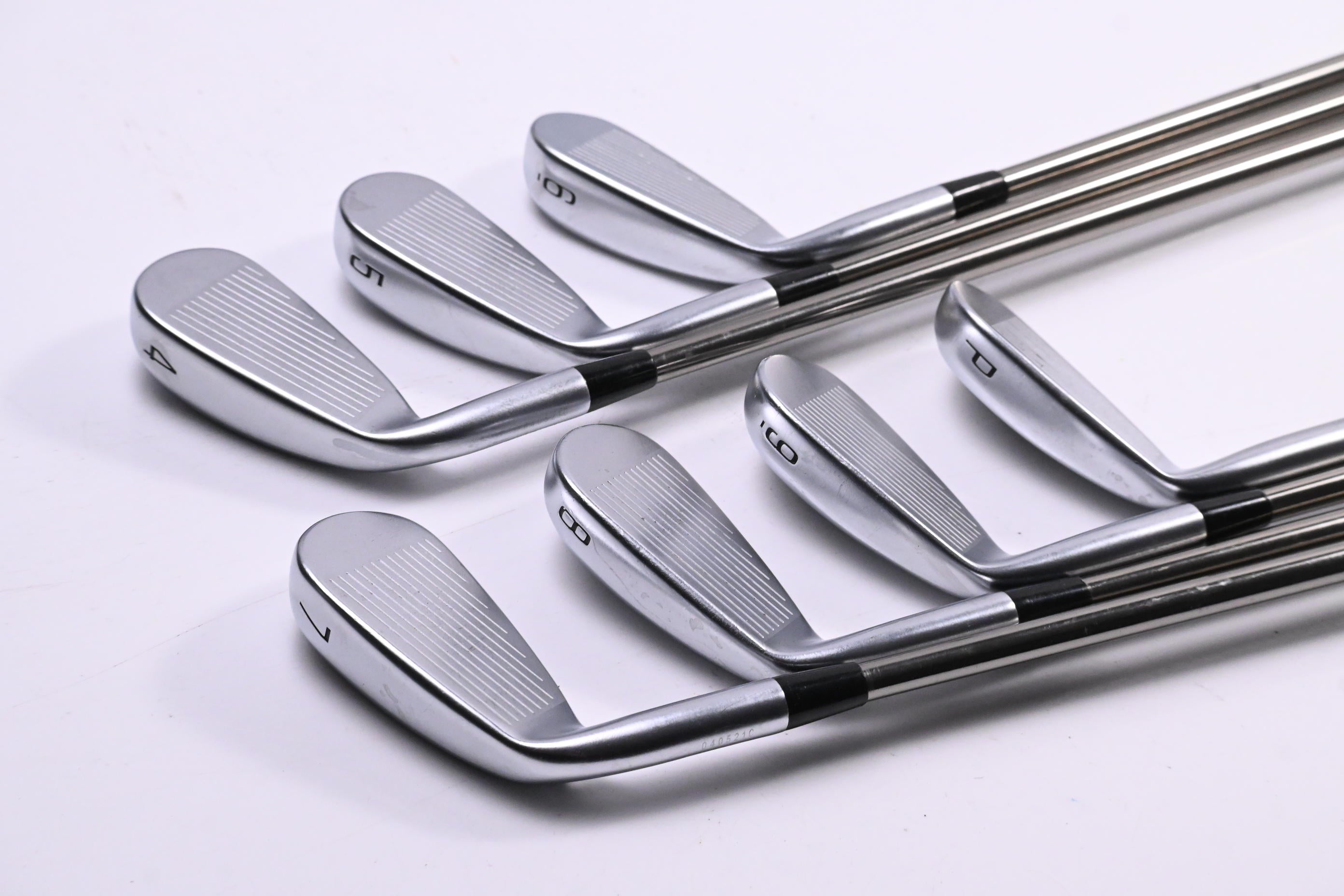 Mizuno JPX 921 Hot Metal Irons / 4-PW / Regular Flex UST Mamiya Recoil 95 Shafts