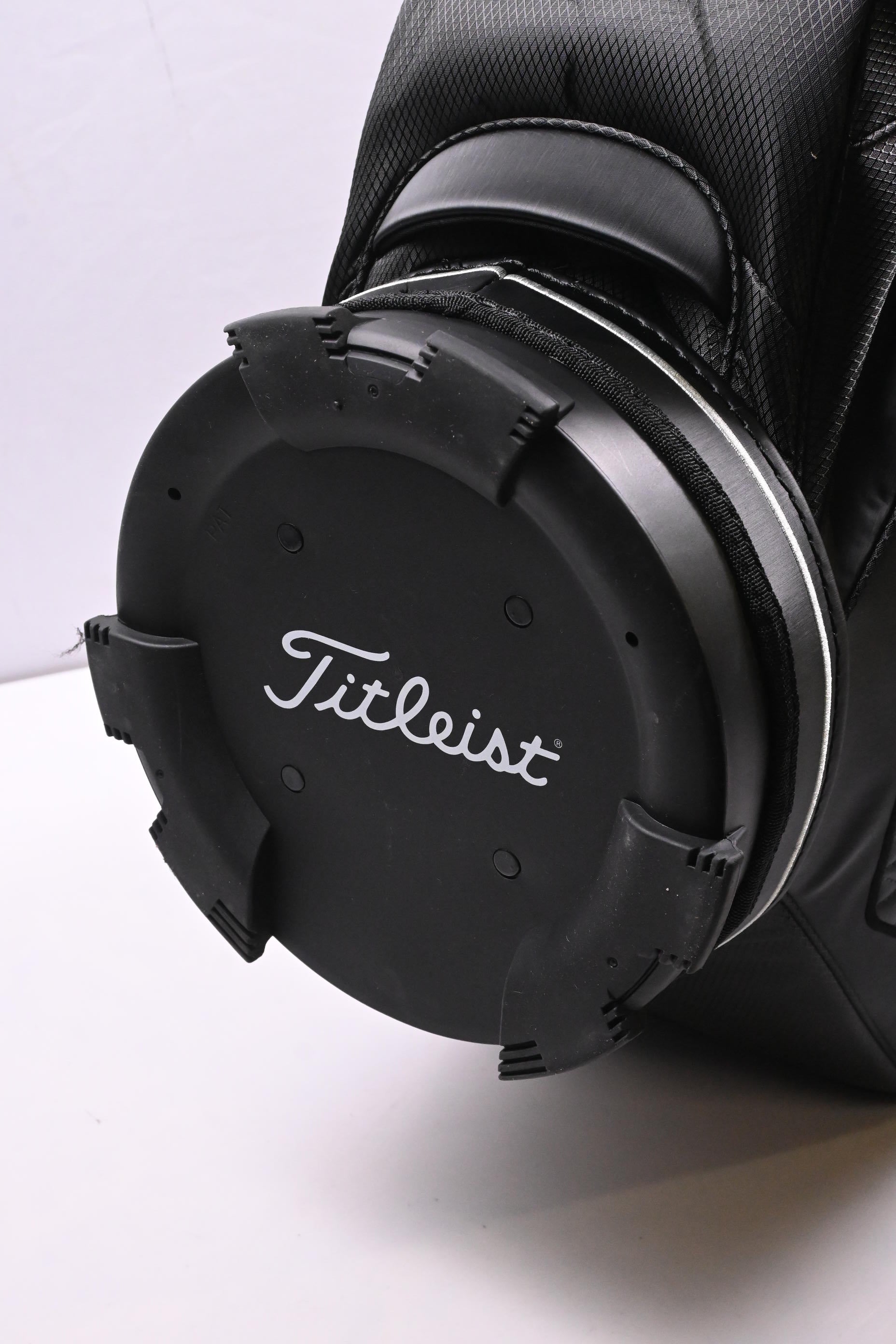 Titleist StaDry Cart Bag / 14-Way Divider / Black, White