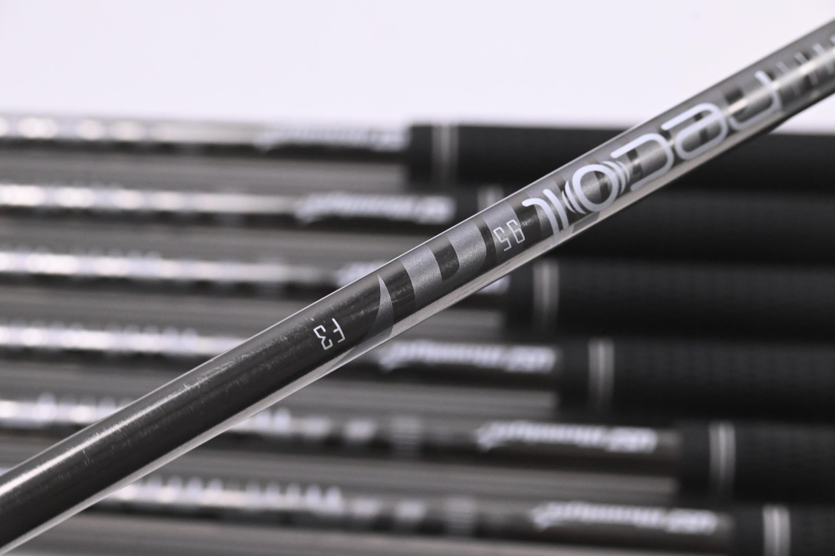 Mizuno JPX 921 Hot Metal Irons / 4-PW / Regular Flex UST Mamiya Recoil 95 Shafts