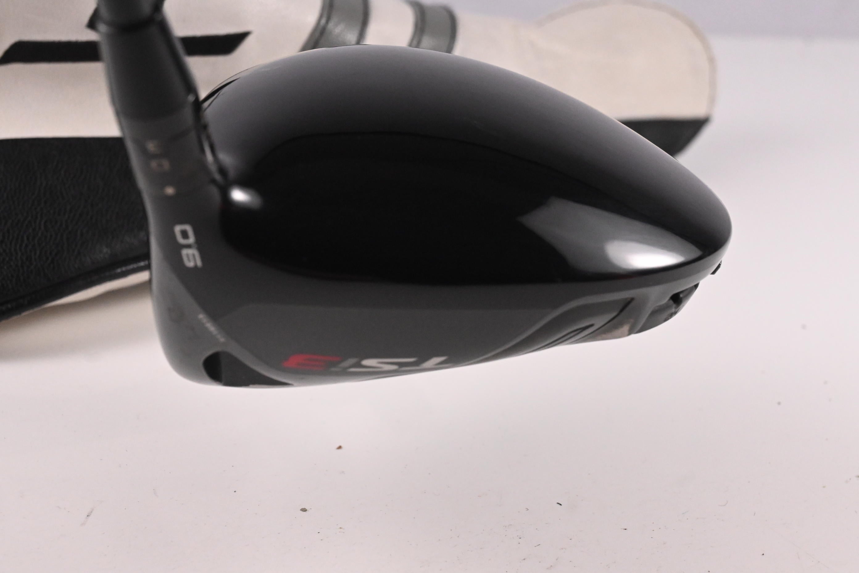 Titleist TSi3 Driver / 9 Degree / Stiff Flex Tensei AV Raw White 65 Shaft