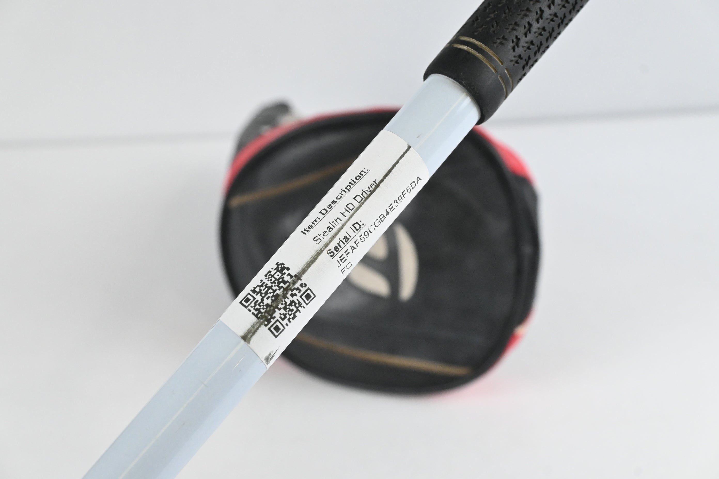 Left Hand Taylormade Stealth HD Driver / 10.5 Degree / Regular Flex Fujikura