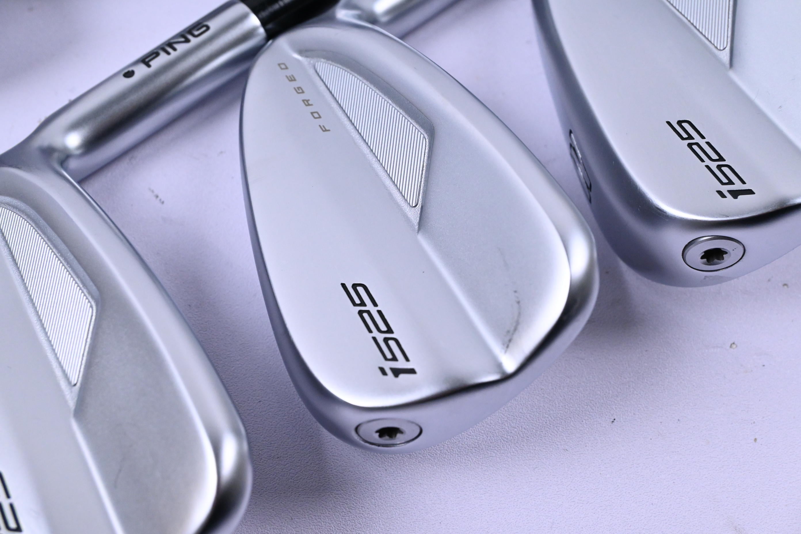 Ping i525 Irons / 5-PW / Black Dot / Regular Plus Flex Project X IO 105 Shafts