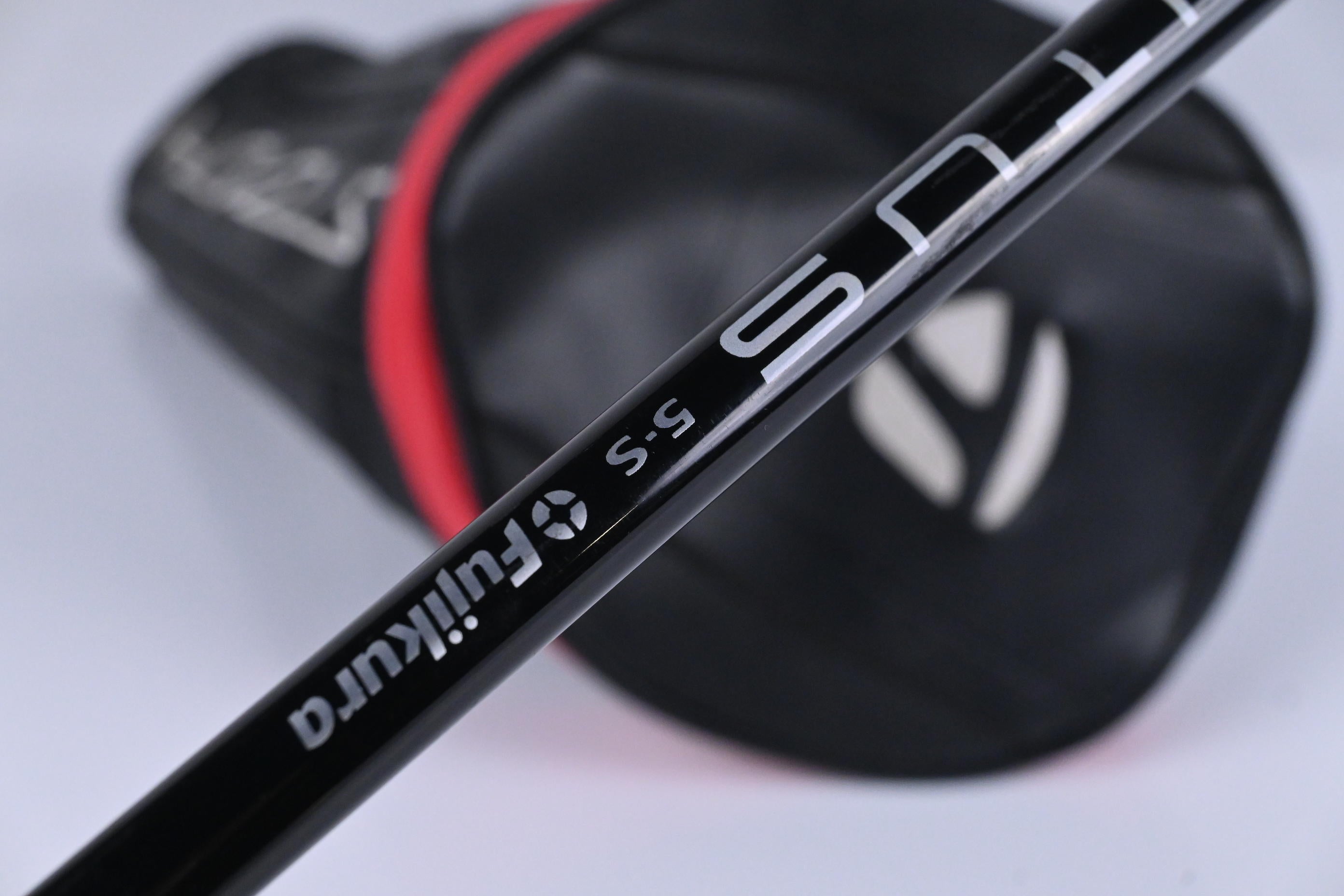 Left Hand Taylormade Stealth Driver / 9 Degree / Stiff Flex Fujikura Ventus 5