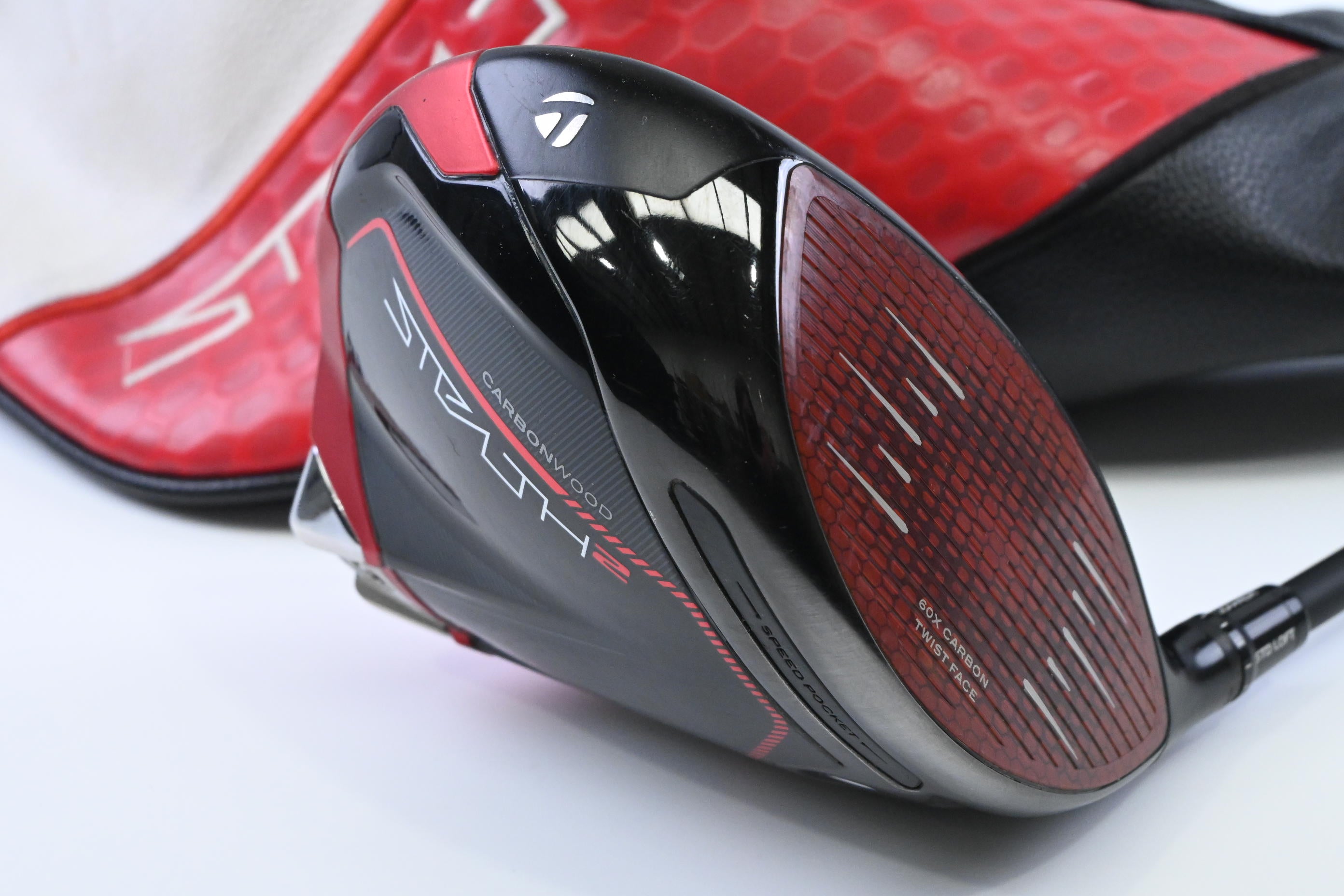 Taylormade Stealth 2 Driver / 10.5 Degree / X-Flex Kai'li Dark Waves White 60