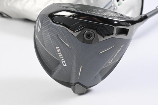 Taylormade Qi35 Driver / 9 Degree / Regular Flex Fujikura Airspeeder 50 Shaft