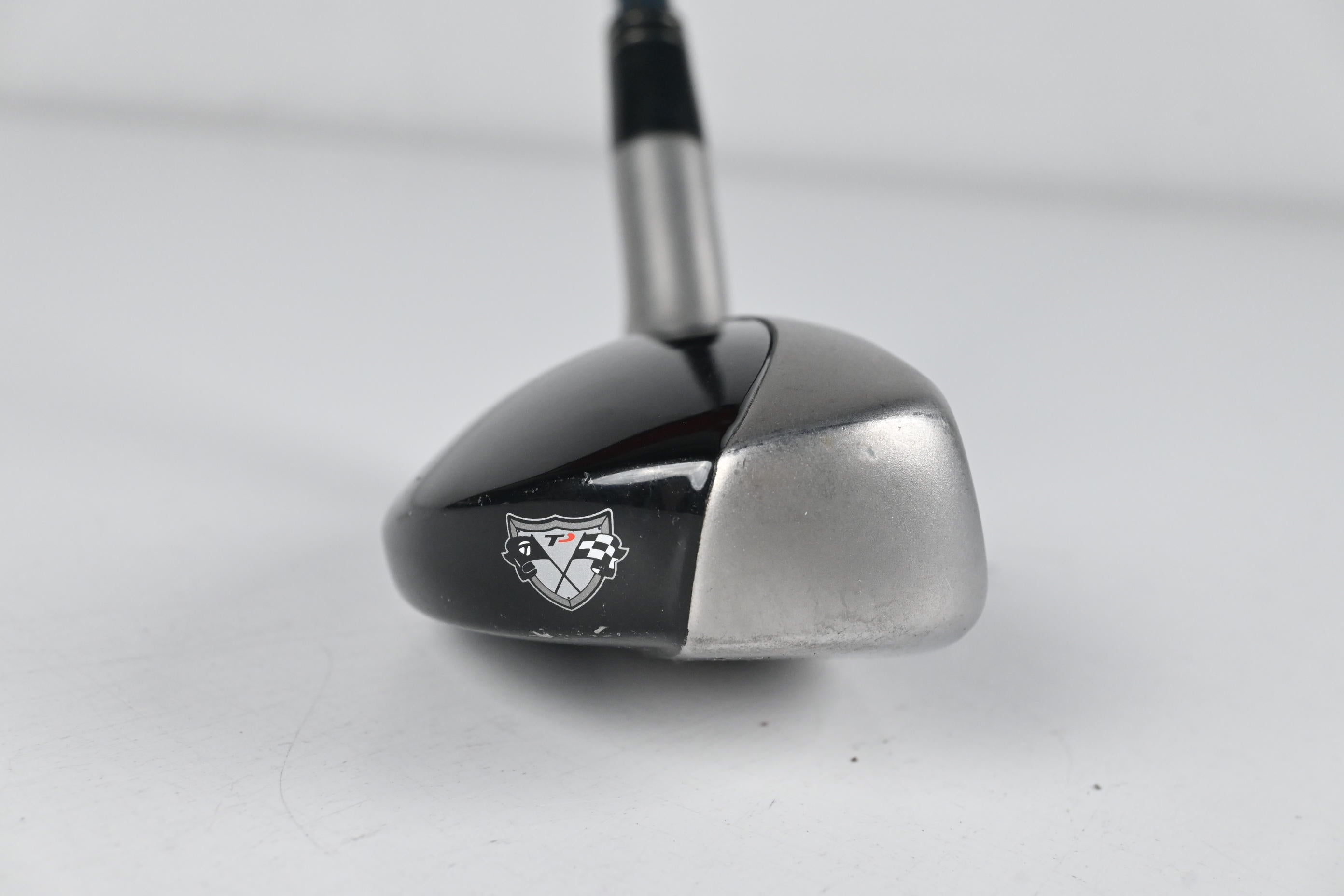 Taylormade Rescue Mid #2 Hybrid / 16 Degree / Regular Flex Steel Shaft