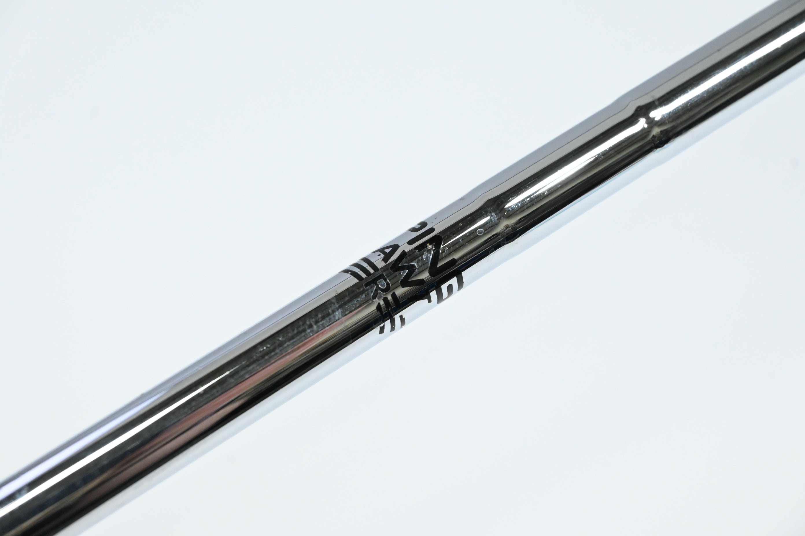 Ping G15 #4 Iron / 23 Degree / Black Dot / Regular Flex Ping AWT Shaft