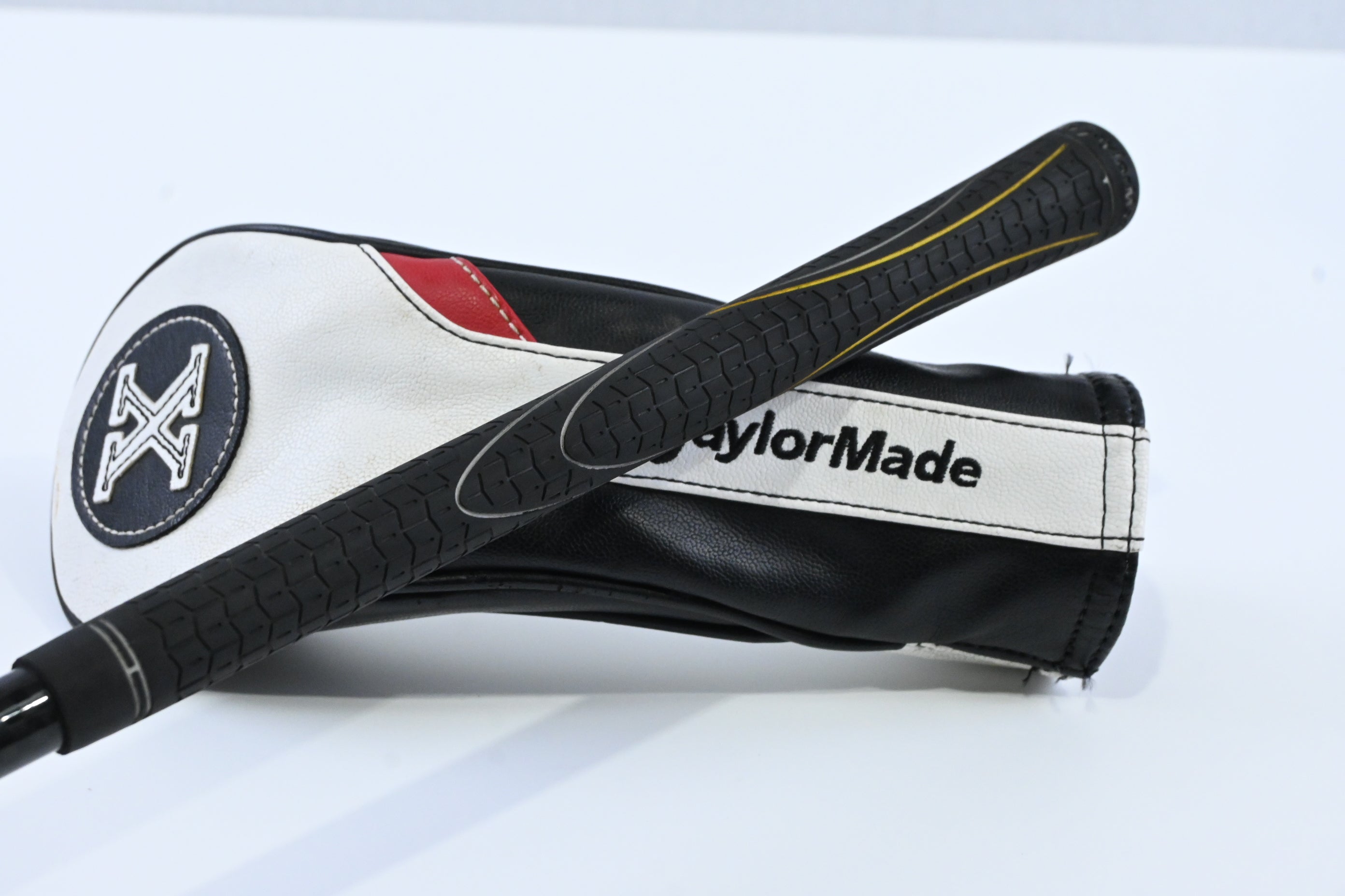 Taylormade Burner 2008 #3 Hybrid / 19 Degree / Stiff Flex Taylormade Reax 60