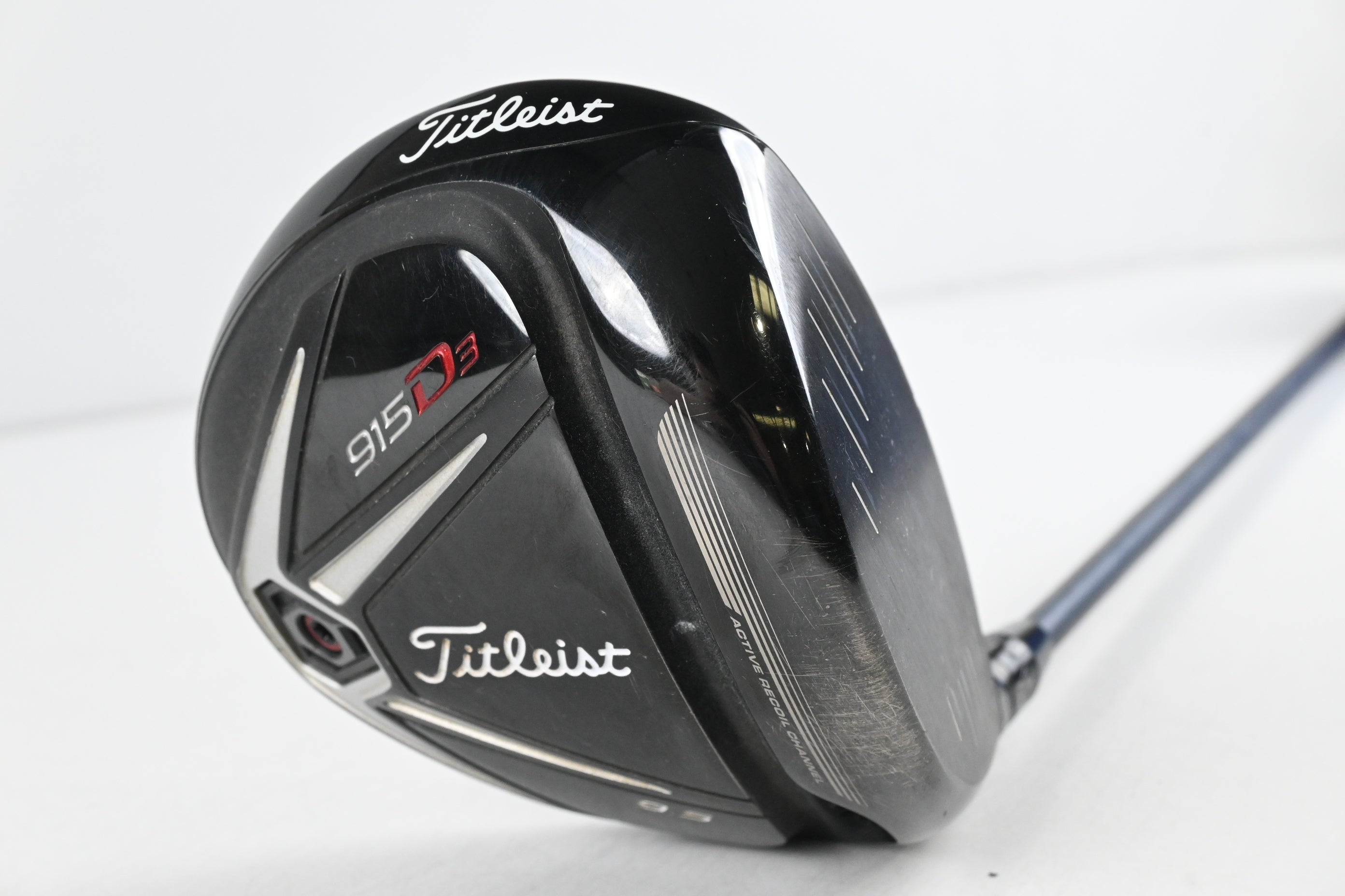 Titleist 915 D3 Driver / 9.5 Degree / Stiff Flex Fujikura Speeder 74 Tour Spec