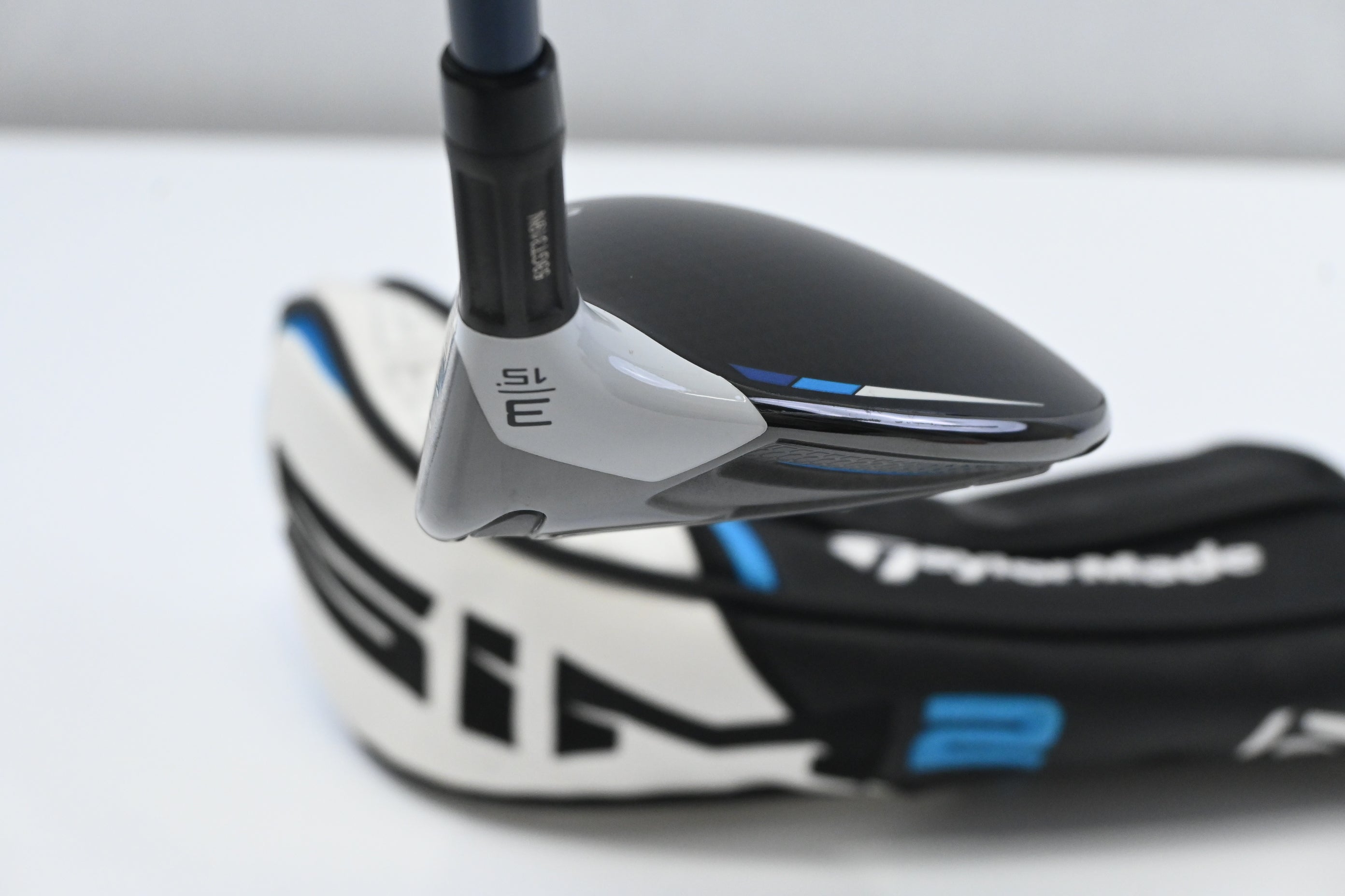 Taylormade SIM2 Max #3 Wood / 15 Degree / Regular Flex Fujikura Ventus Blue 5