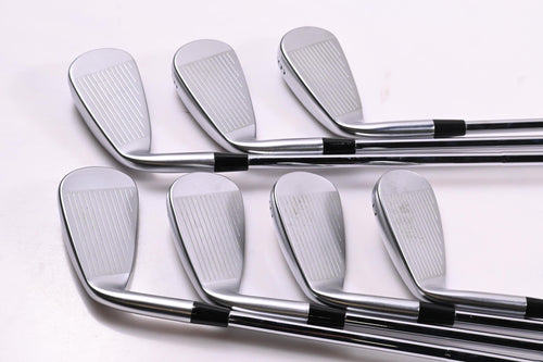 Mizuno JPX 925 Hot Metal Irons / 4-PW / Stiff Flex Dynamic Gold Mid 115 S300