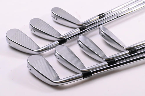 Mizuno JPX 925 Hot Metal Irons / 4-PW / Stiff Flex Dynamic Gold Mid 115 S300