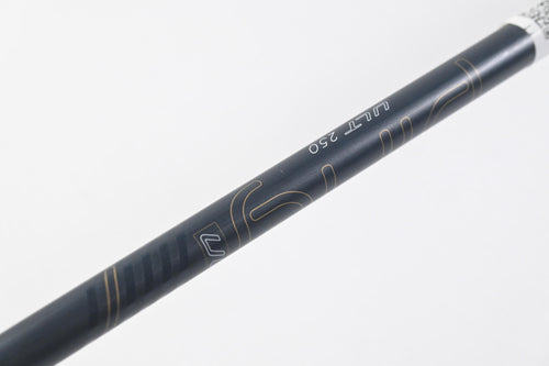 Ladies Ping G Le3 #8 Iron / Black Dot / Ladies Ping ULT 250 Shaft