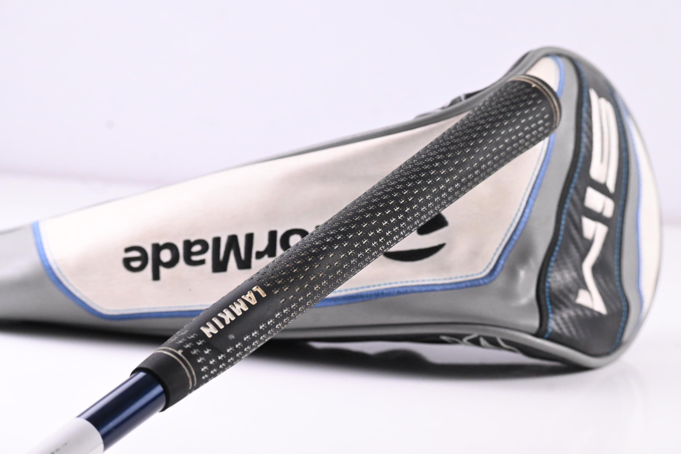 Left Hand Taylormade SIM Max Driver / 9 Degree / Stiff Flex Ventus Blue 6 Shaft