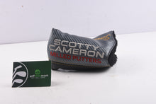 Load image into Gallery viewer, Scotty Cameron Futura 2017 5MB Black Putter / 34 Inch / Refurbished

