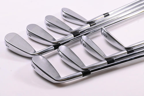 Mizuno JPX 925 Hot Metal Irons / 4-PW+GW / Regular Flex Project X LZ 115 Shafts