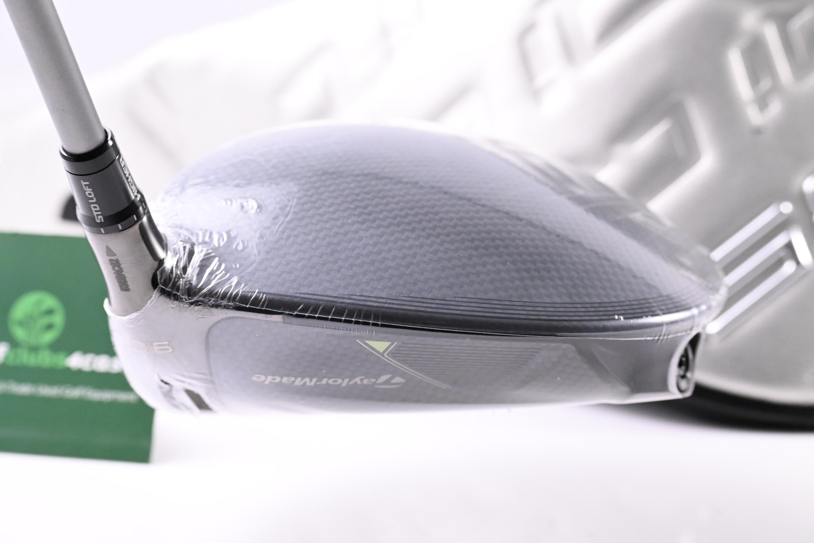 Taylormade Qi35 Driver / 9 Degree / Regular Flex Fujikura Airspeeder 50 Shaft