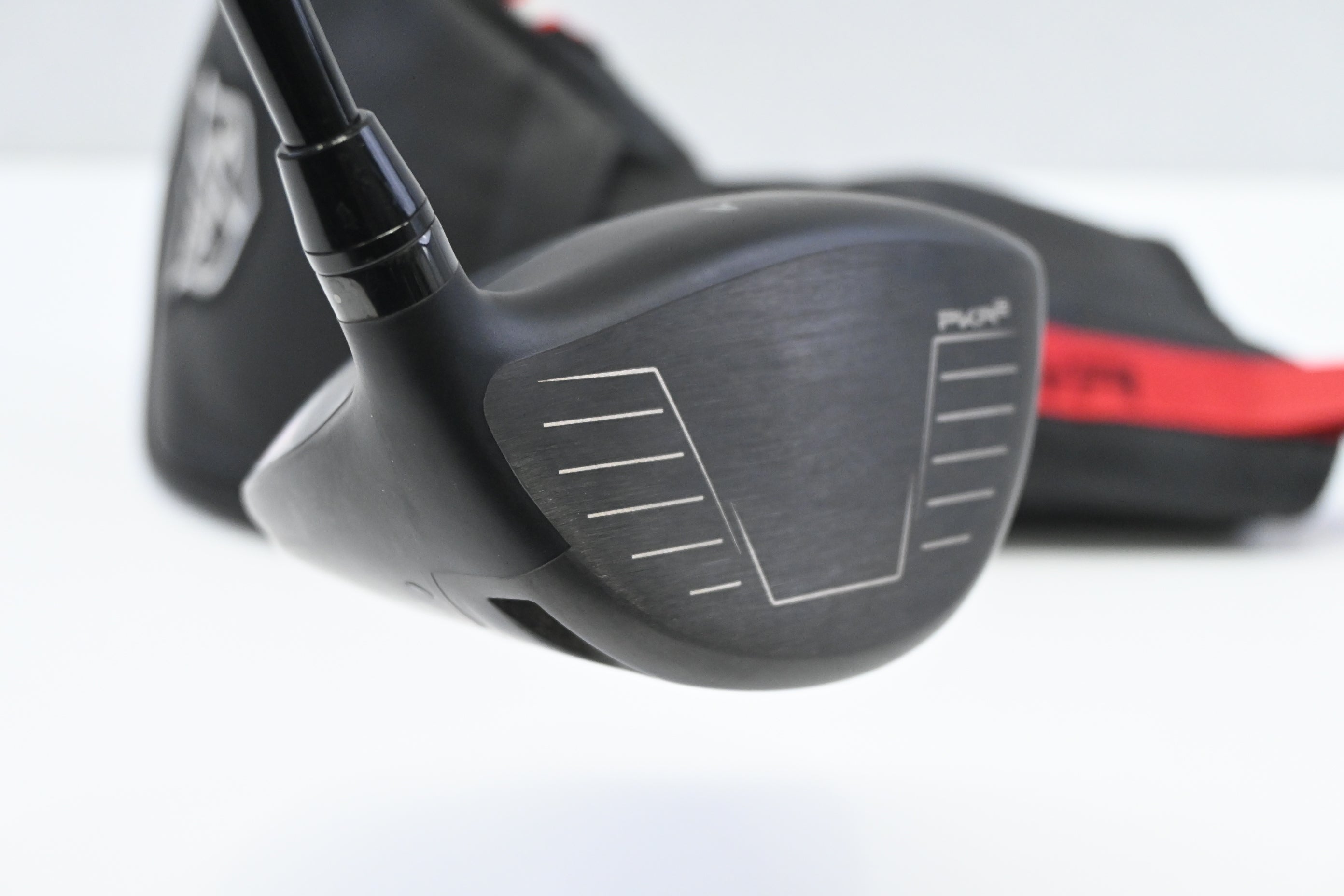 Left Hand Wilson Dynapower Carbon 2023 Driver / 9 Degree / Regular Flex HZRDUS