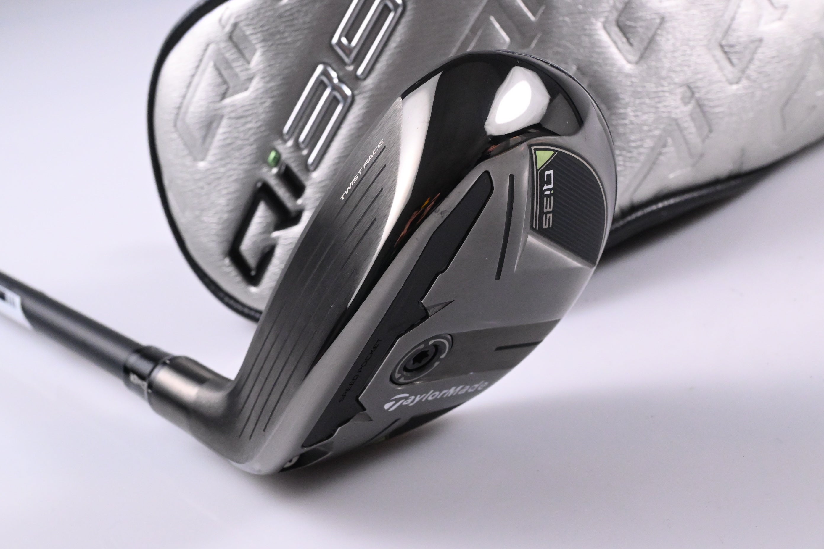 Left Hand Taylormade Qi35 #4 Hybrid / 22 Degree / Regular Flex Ventus Blue 6