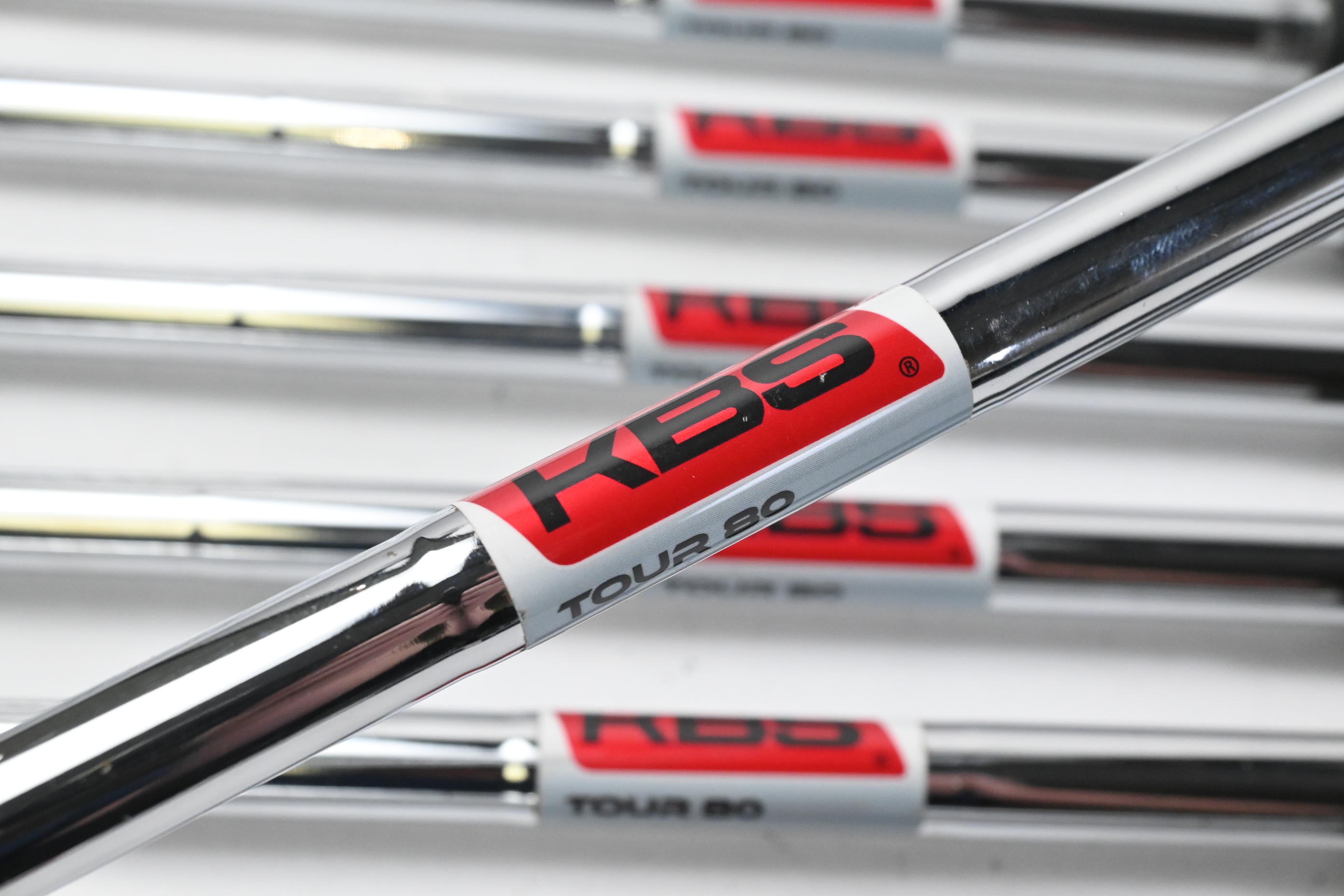 Wilson Launch Pad Irons / 4-PW+GW+SW / Regular Flex KBS Tour 80 Shafts