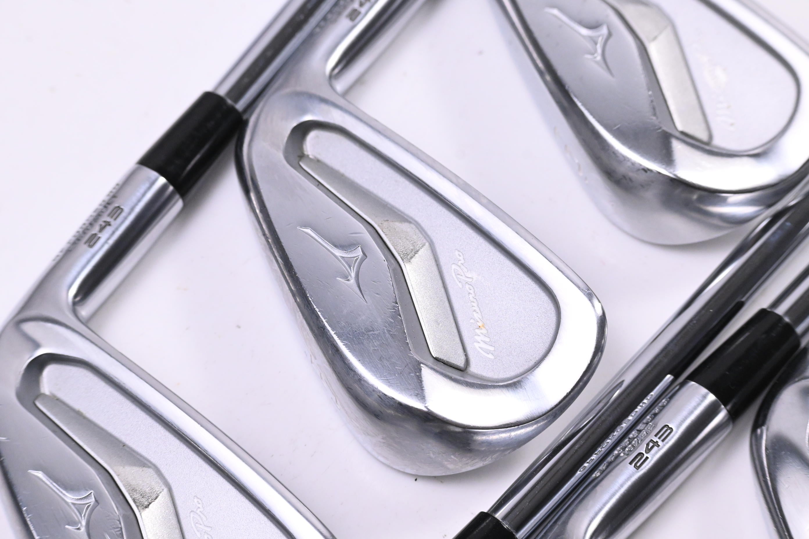 Mizuno Pro 243 Irons / 4-PW / Stiff Flex Dynamic Gold MID 115 Shafts