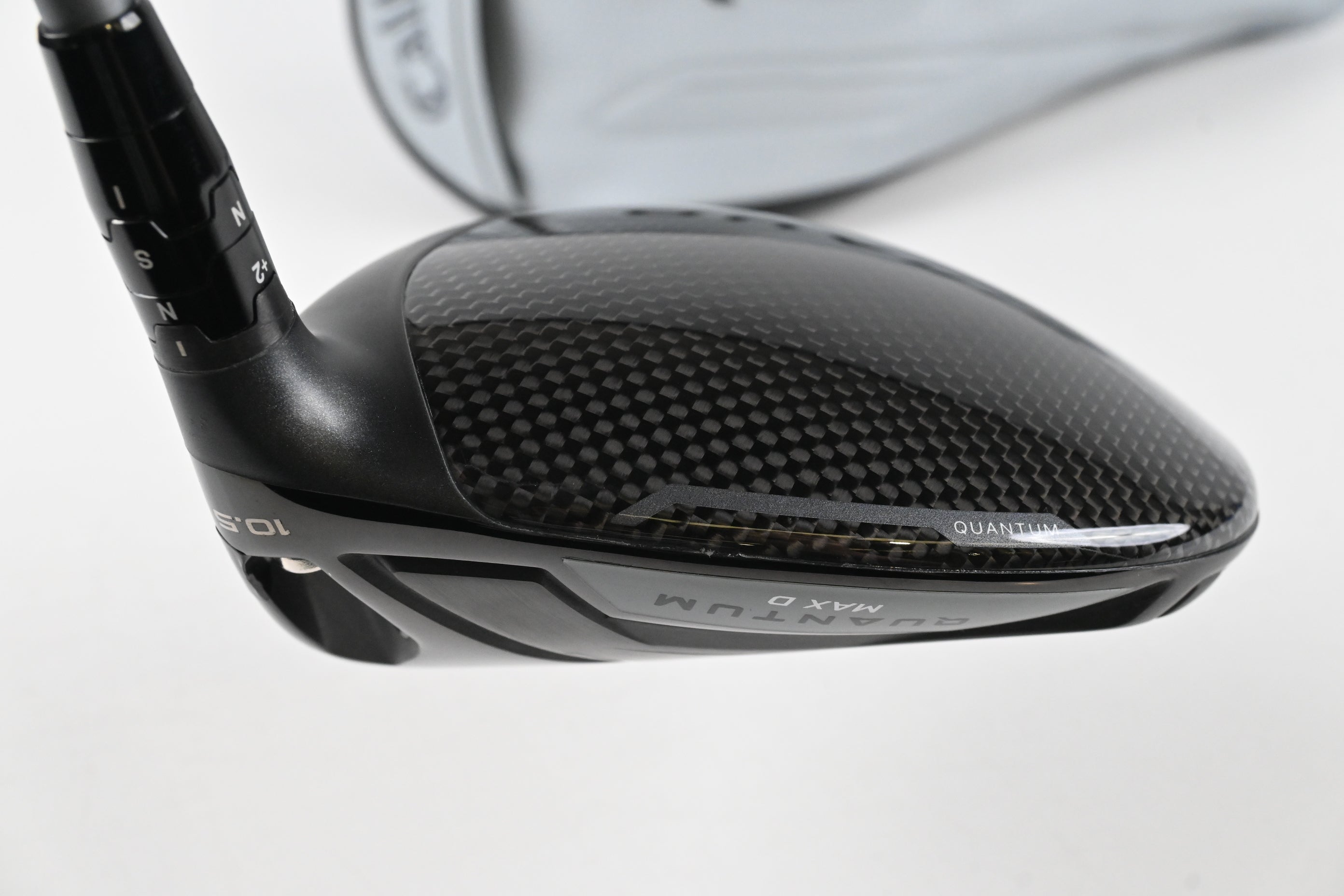 Callaway Quantum Max D Driver / 10.5 Degree / Regular Flex Denali Frost Silver