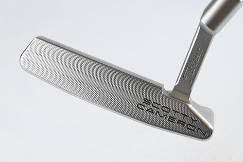 Scotty Cameron Special Select Squareback 2 Putter / 33 Inch