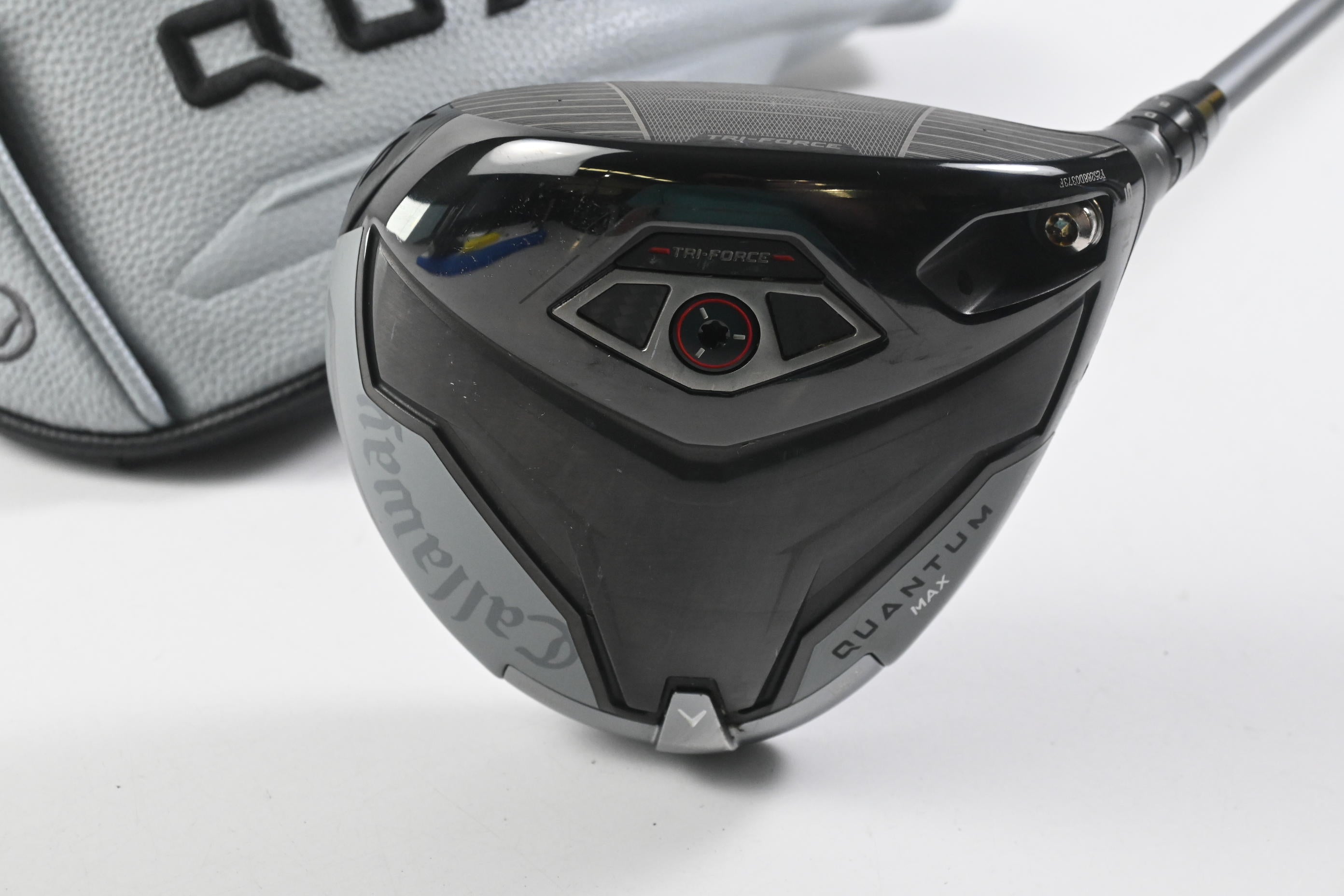 Callaway Quantum Max Driver / 10.5 Degree / Regular Flex Denali Frost Silver 50