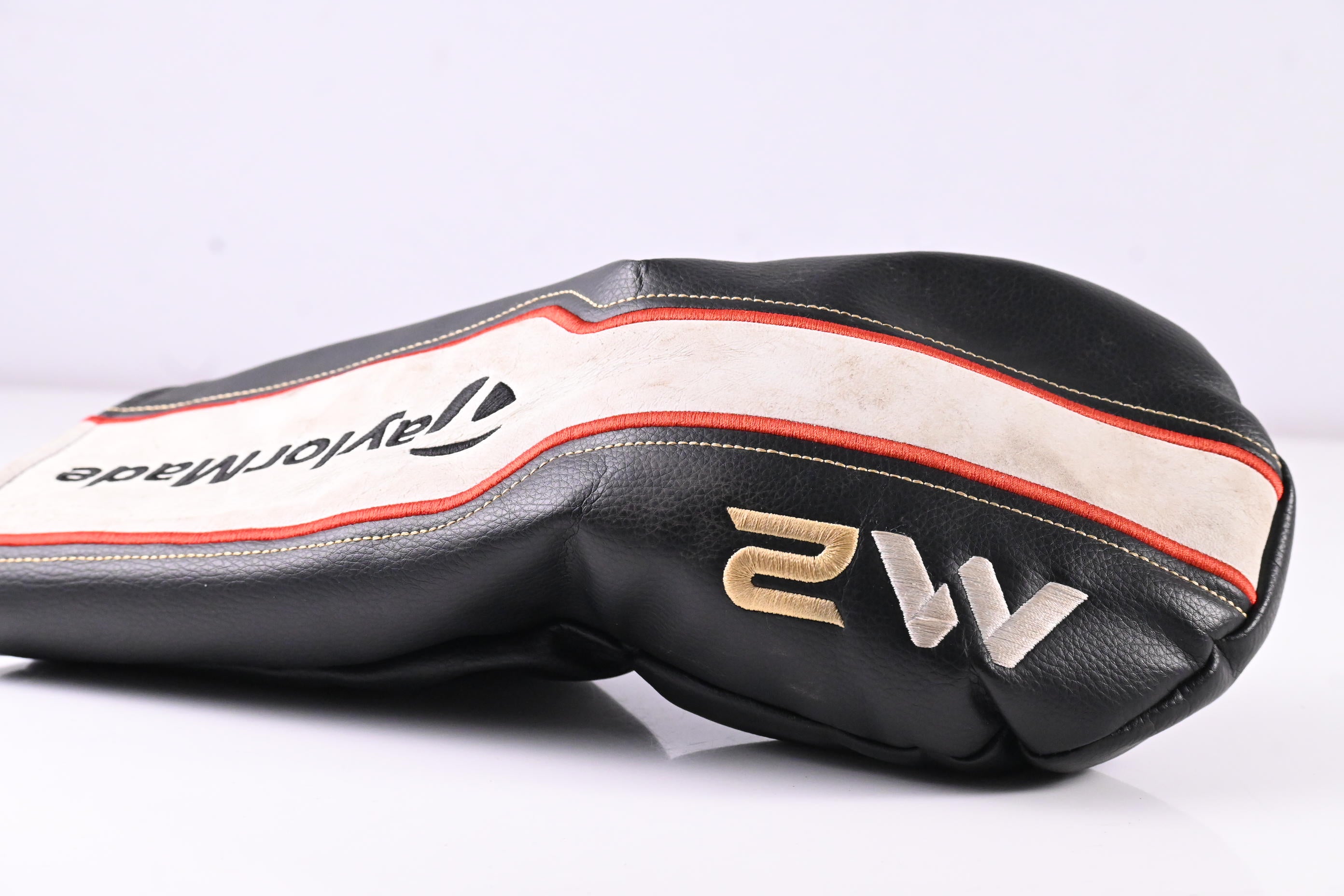 Taylormade M2 2016 Driver / 10.5 Degree / Regular Flex Fujikura Pro Black 50