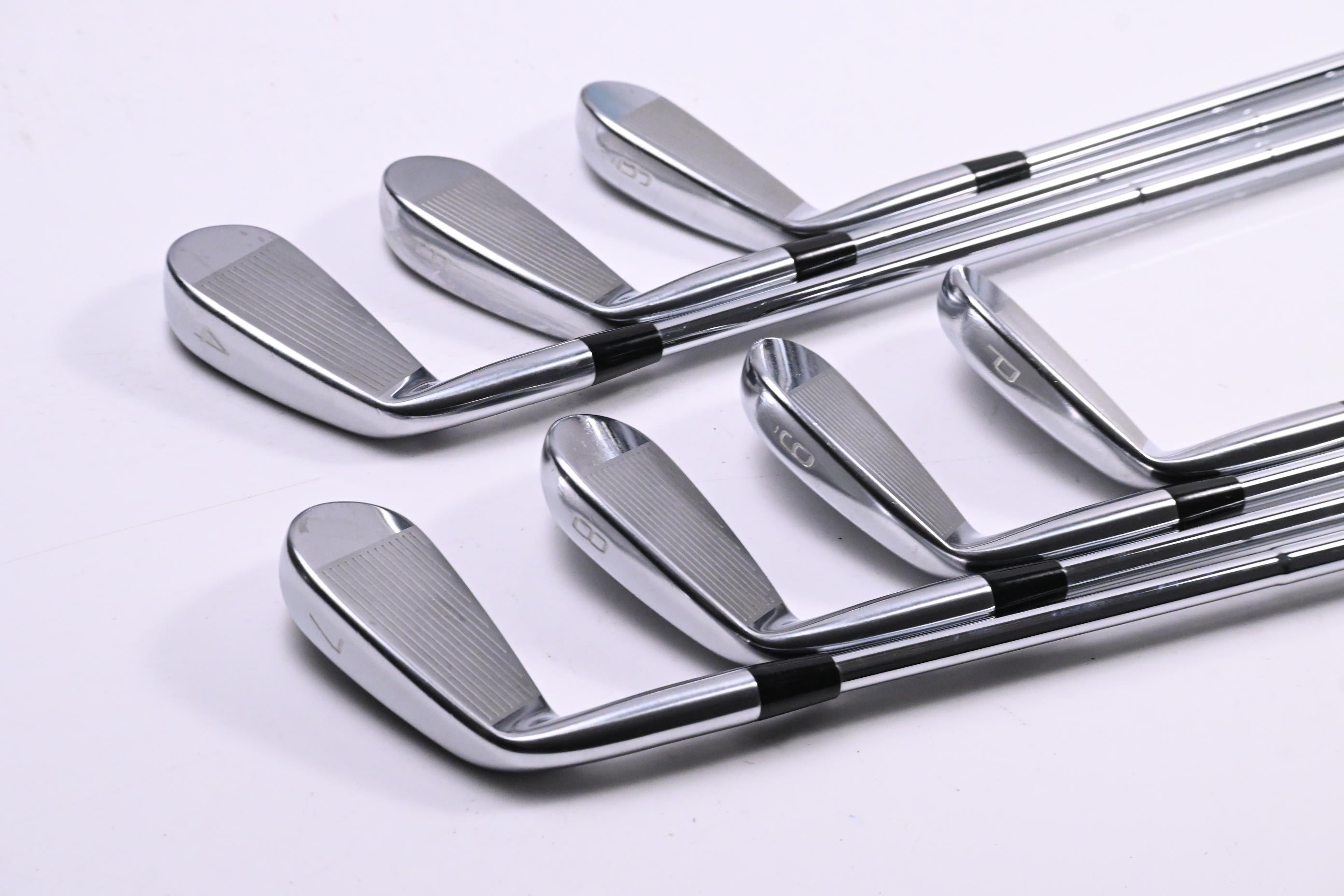 Mizuno Pro 243 Irons / 4-PW / Stiff Flex Dynamic Gold MID 115 Shafts