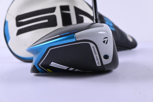 Taylormade SIM2 Max Driver / 10.5 Degree / X-Flex Kai'li White 70 Shaft