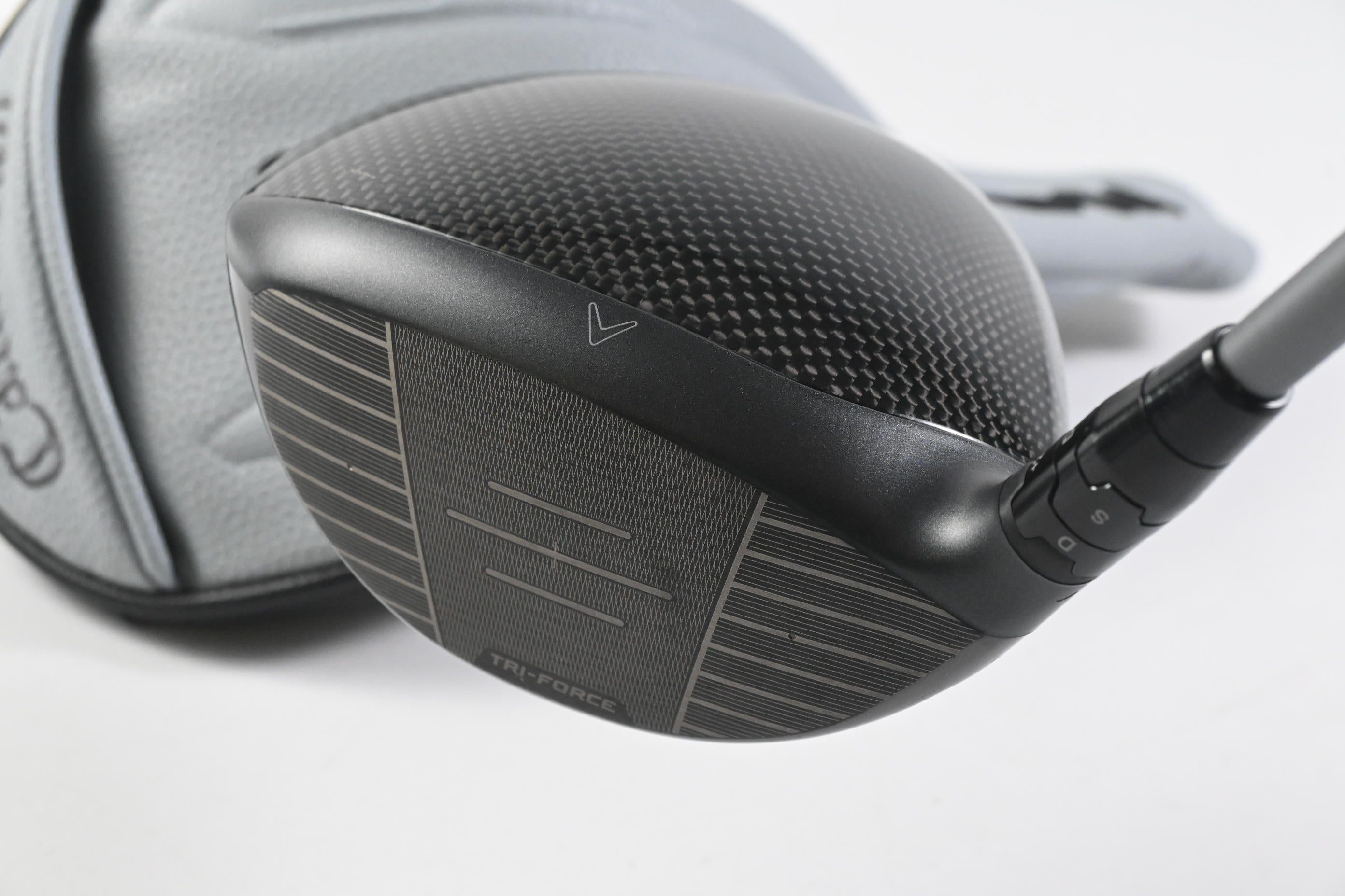 Callaway Quantum Max Driver / 10.5 Degree / Regular Flex Denali Frost Silver 50