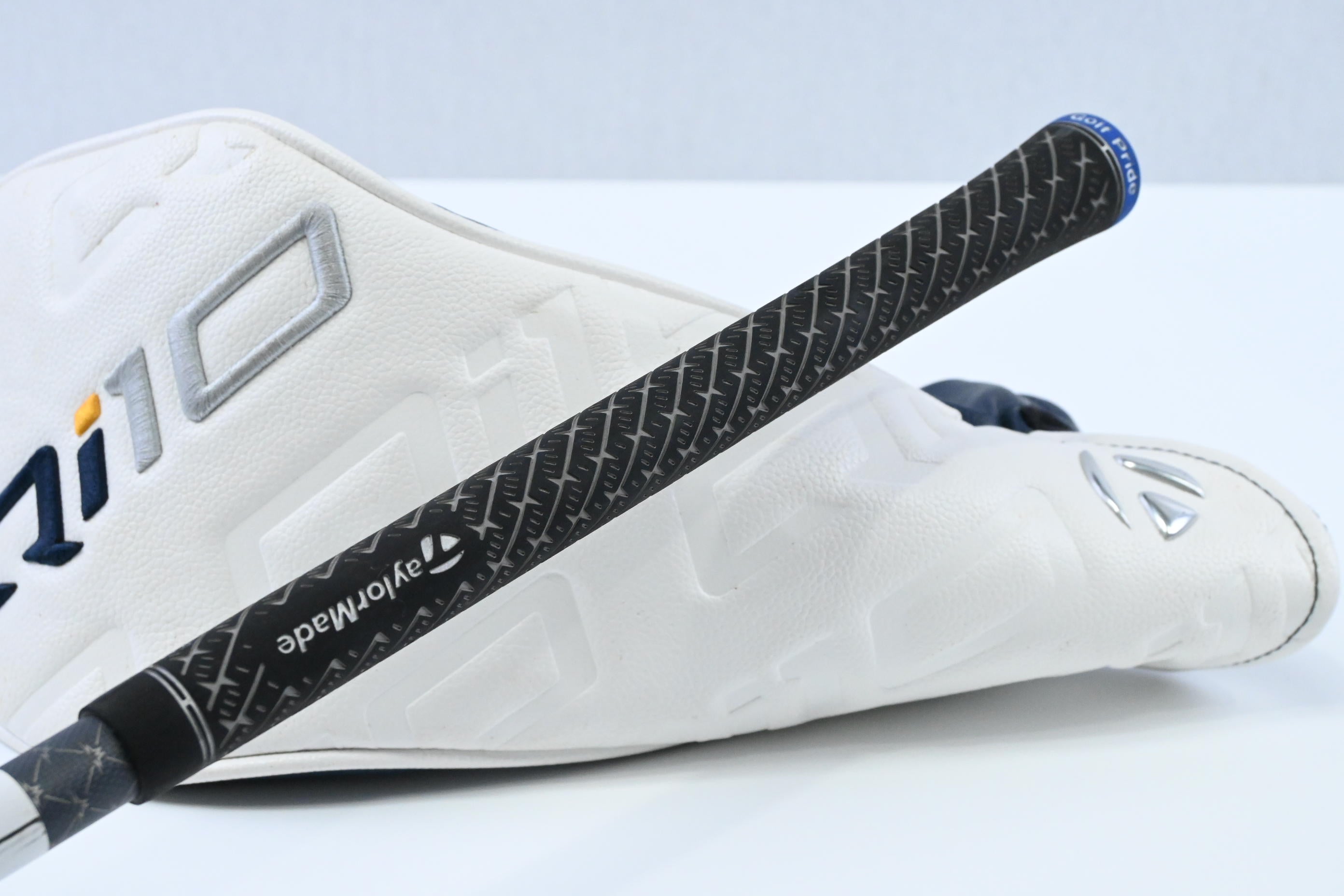 Taylormade Qi10 LS Driver / 9 Degree / Stiff Flex Tensei AV Blue 65 Shaft