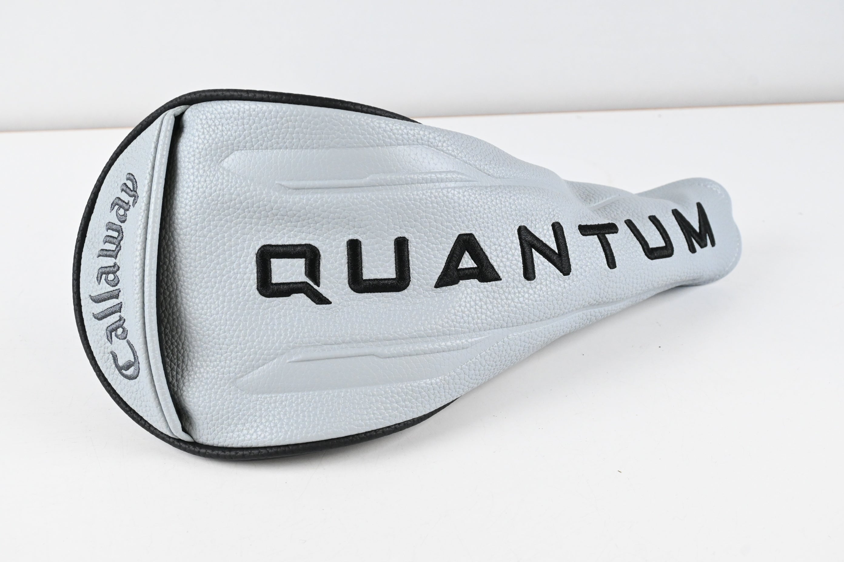 Callaway Quantum Max D Driver / 10.5 Degree / Regular Flex Denali Frost Silver