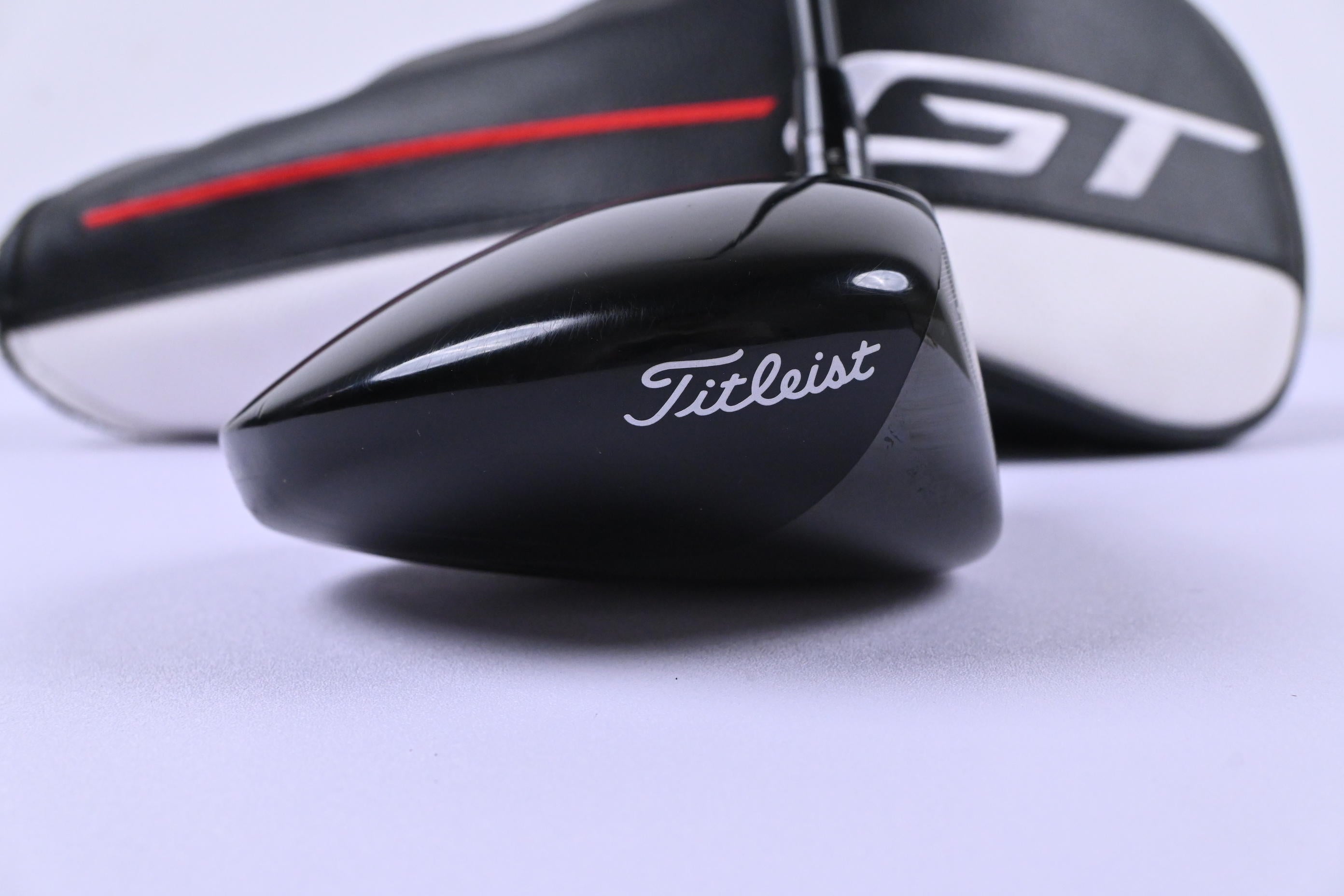 Titleist GT2 Driver / 8 Degree / Regular Flex HZRDUS Gen5 Black 60 Shaft