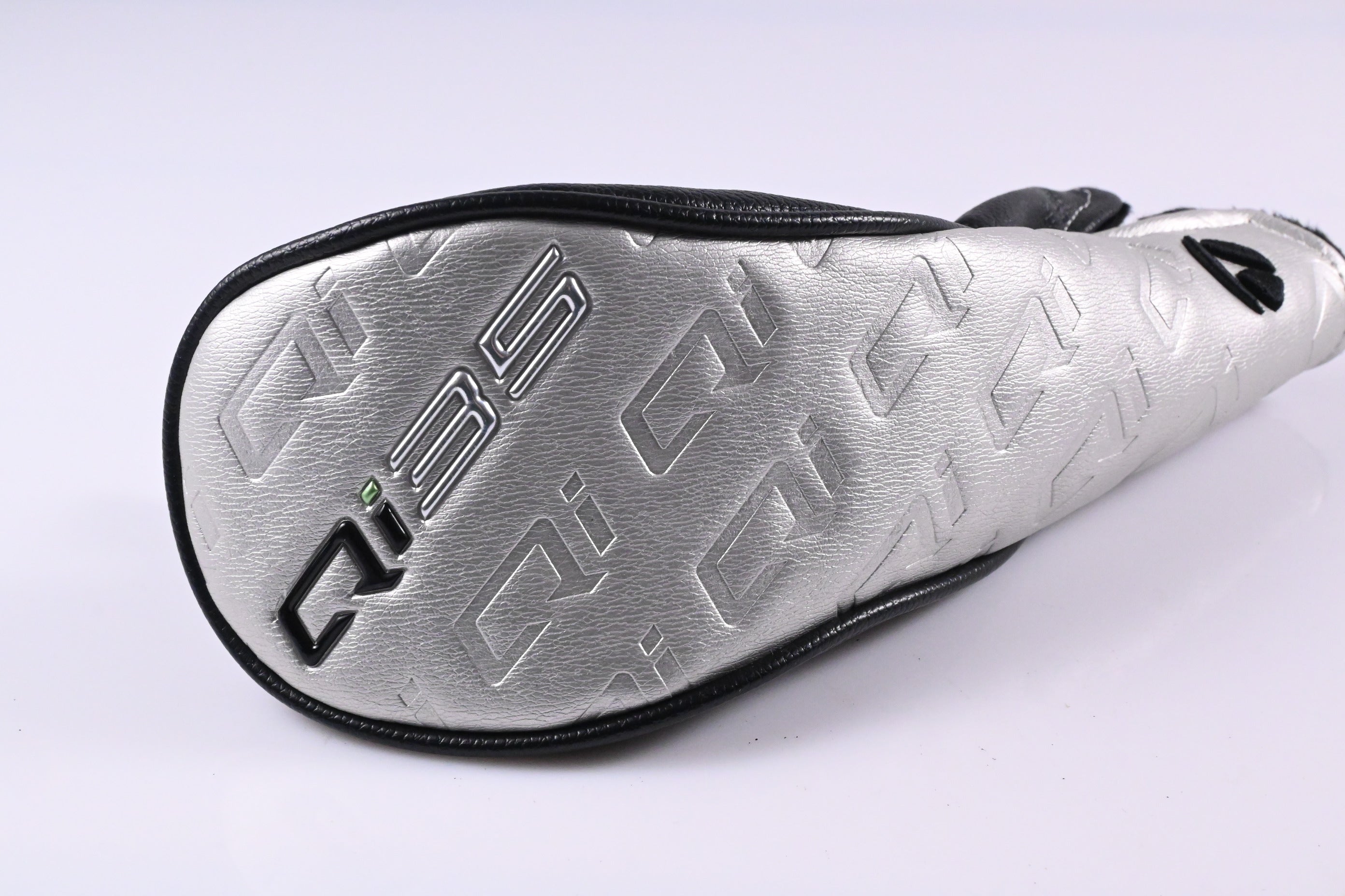 Left Hand Taylormade Qi35 #4 Hybrid / 22 Degree / Regular Flex Ventus Blue 6