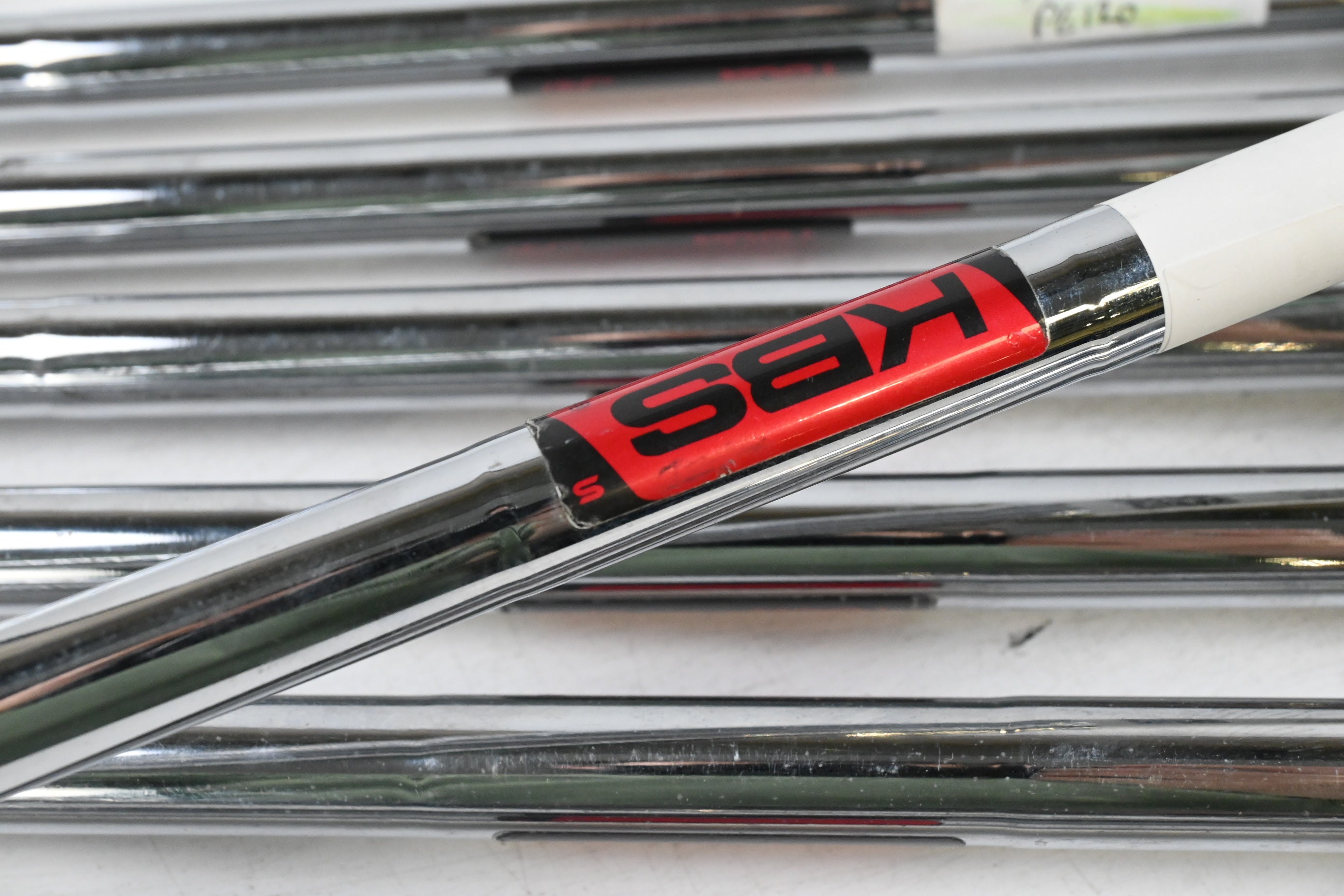 Mizuno JPX 900 Tour Irons / 4-PW / Stiff Flex KBS Tour Shafts