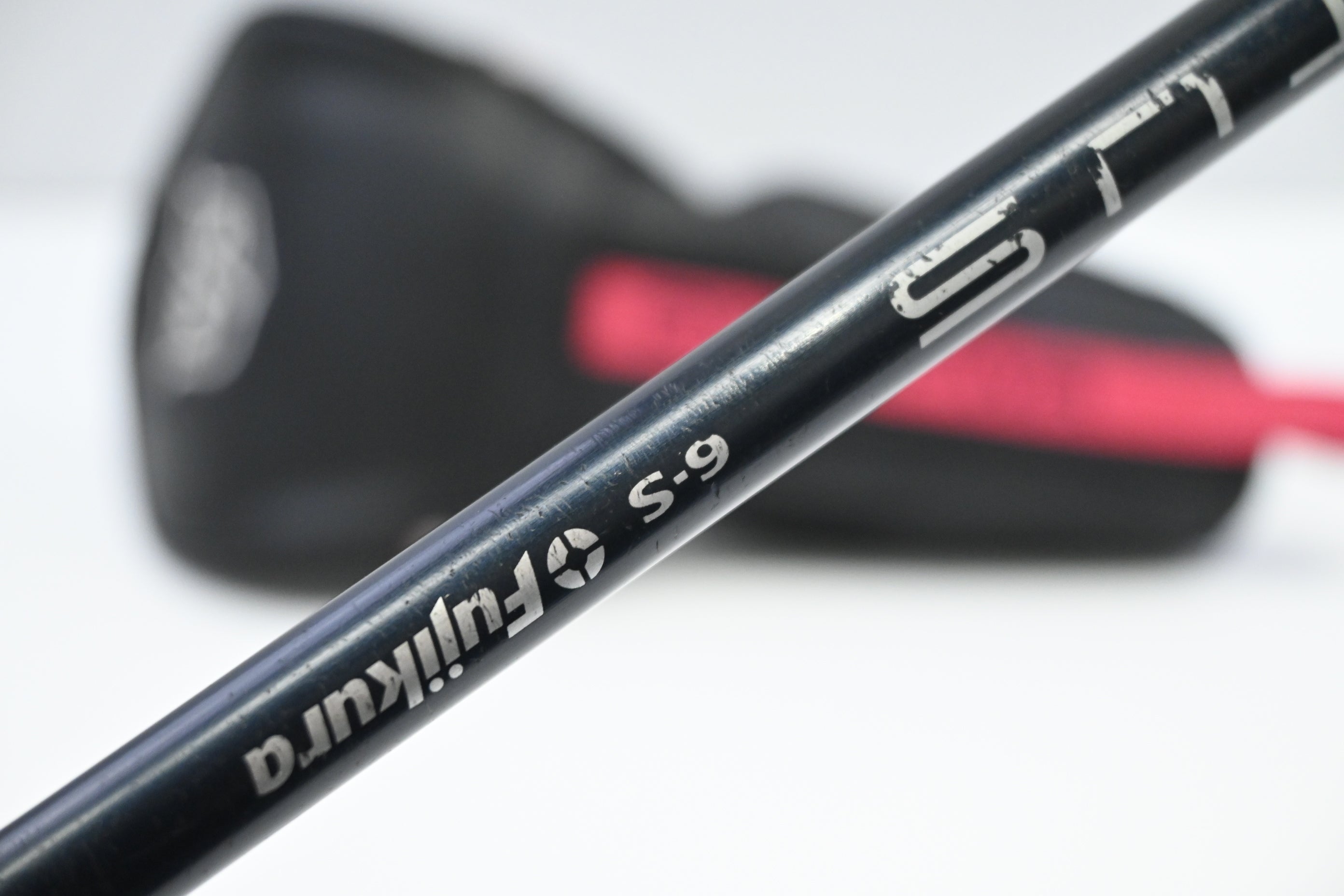 Wilson Dynapower Carbon 2023 Driver / 10.5 Degree / Stiff Flex Fujikura Ventus 6