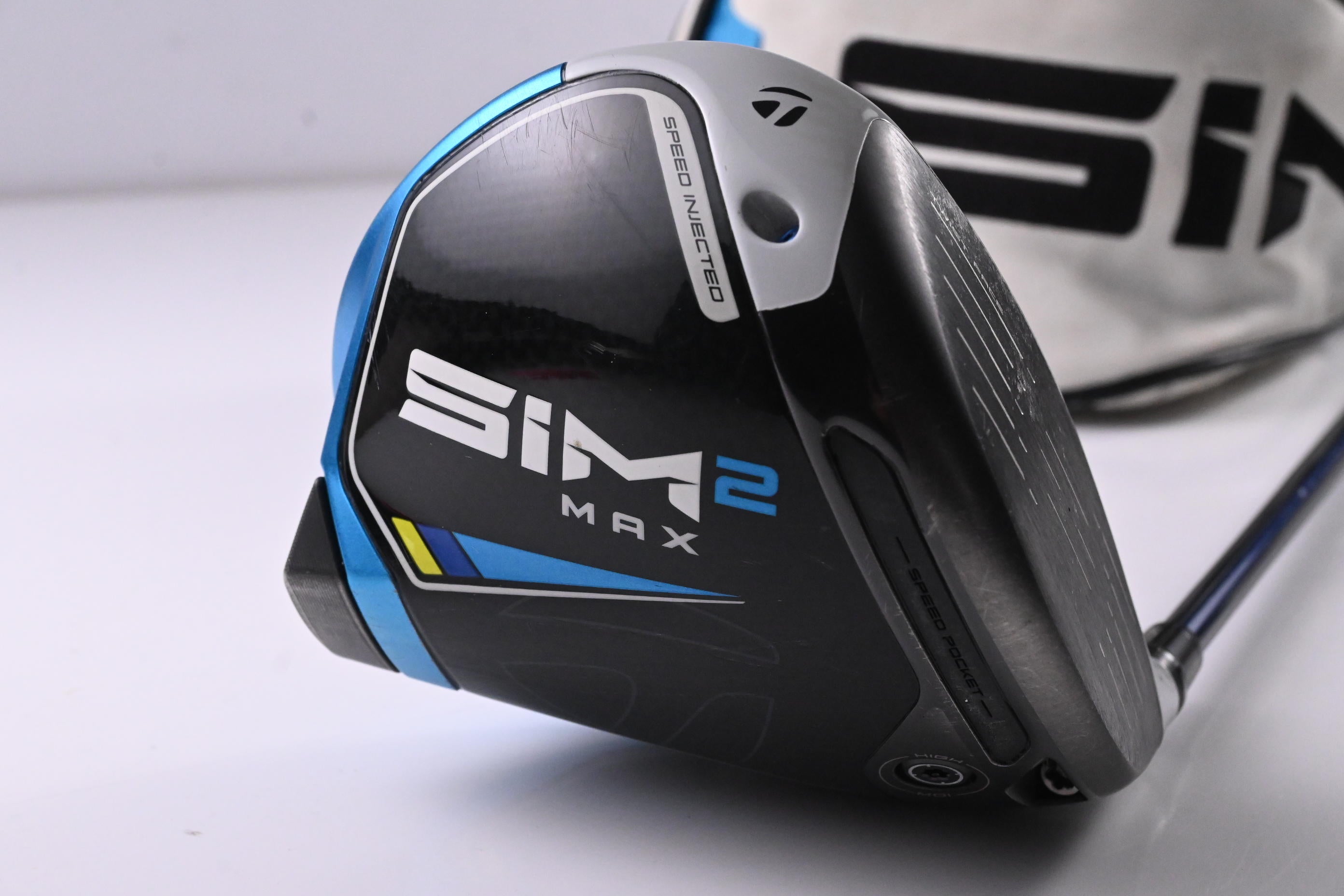 Taylormade SIM2 Max Driver / 10.5 Degree / Stiff Flex Fujikura Ventus Blue 5