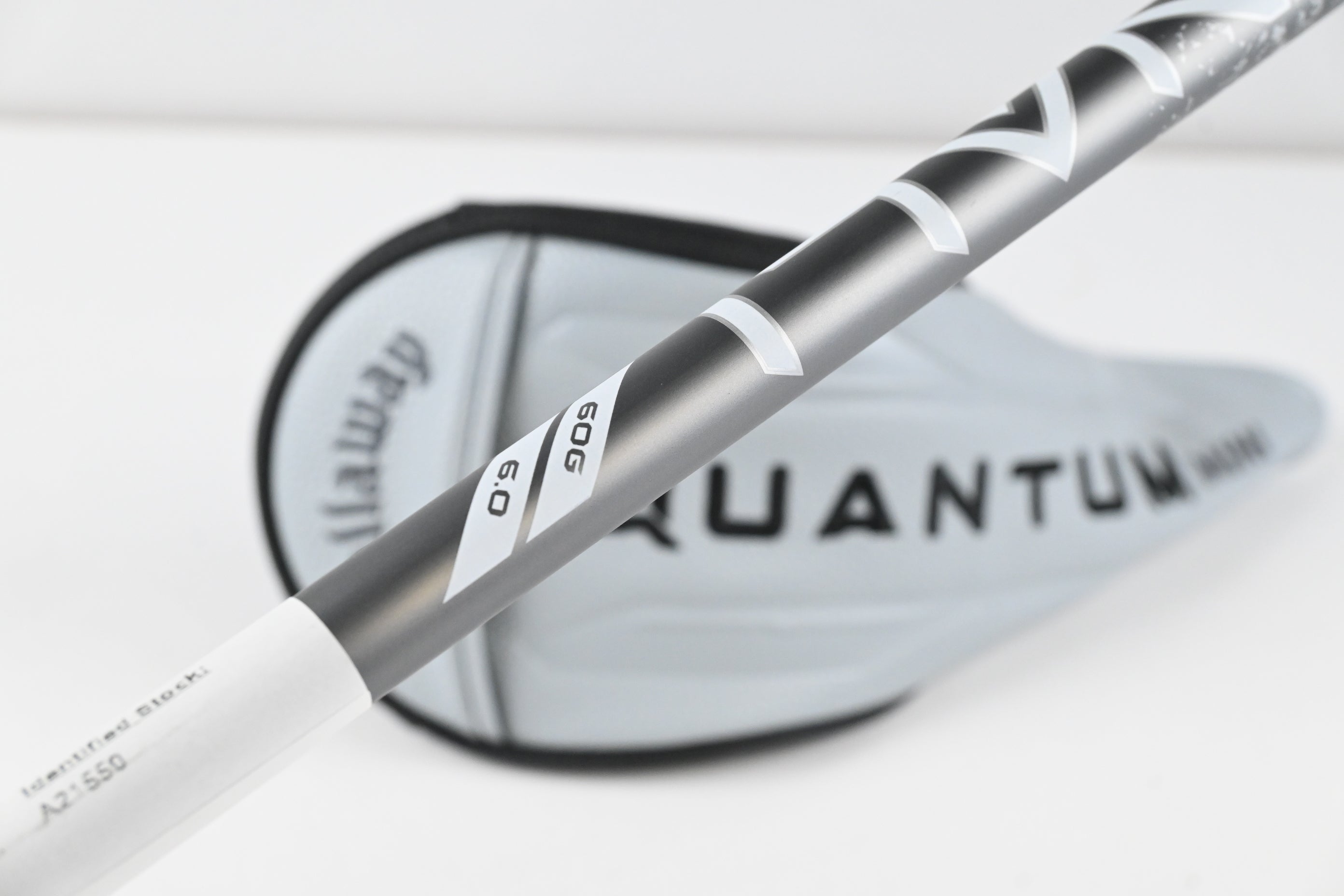 Callaway Quantum Max Driver / 9 Degree / Regular Flex Denali Frost Silver 50