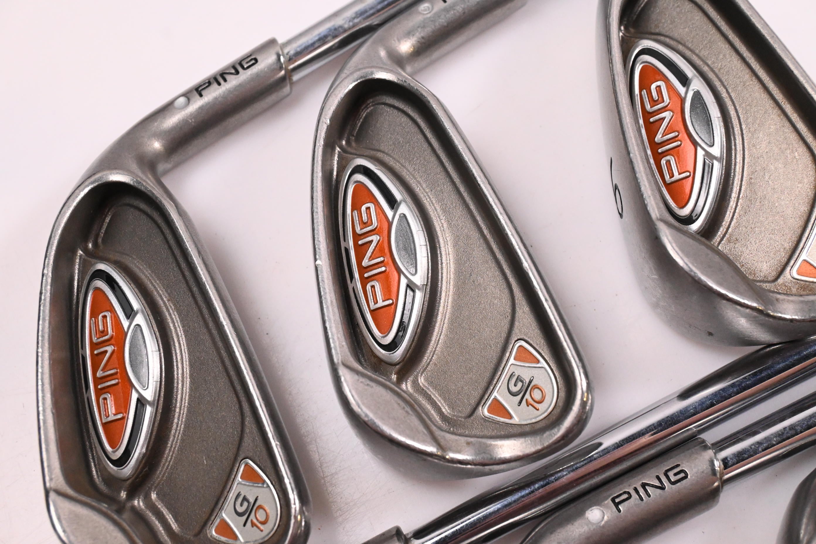 Ping G10 Irons / 4-PW / White Dot / Regular Flex Ping AWT Shafts