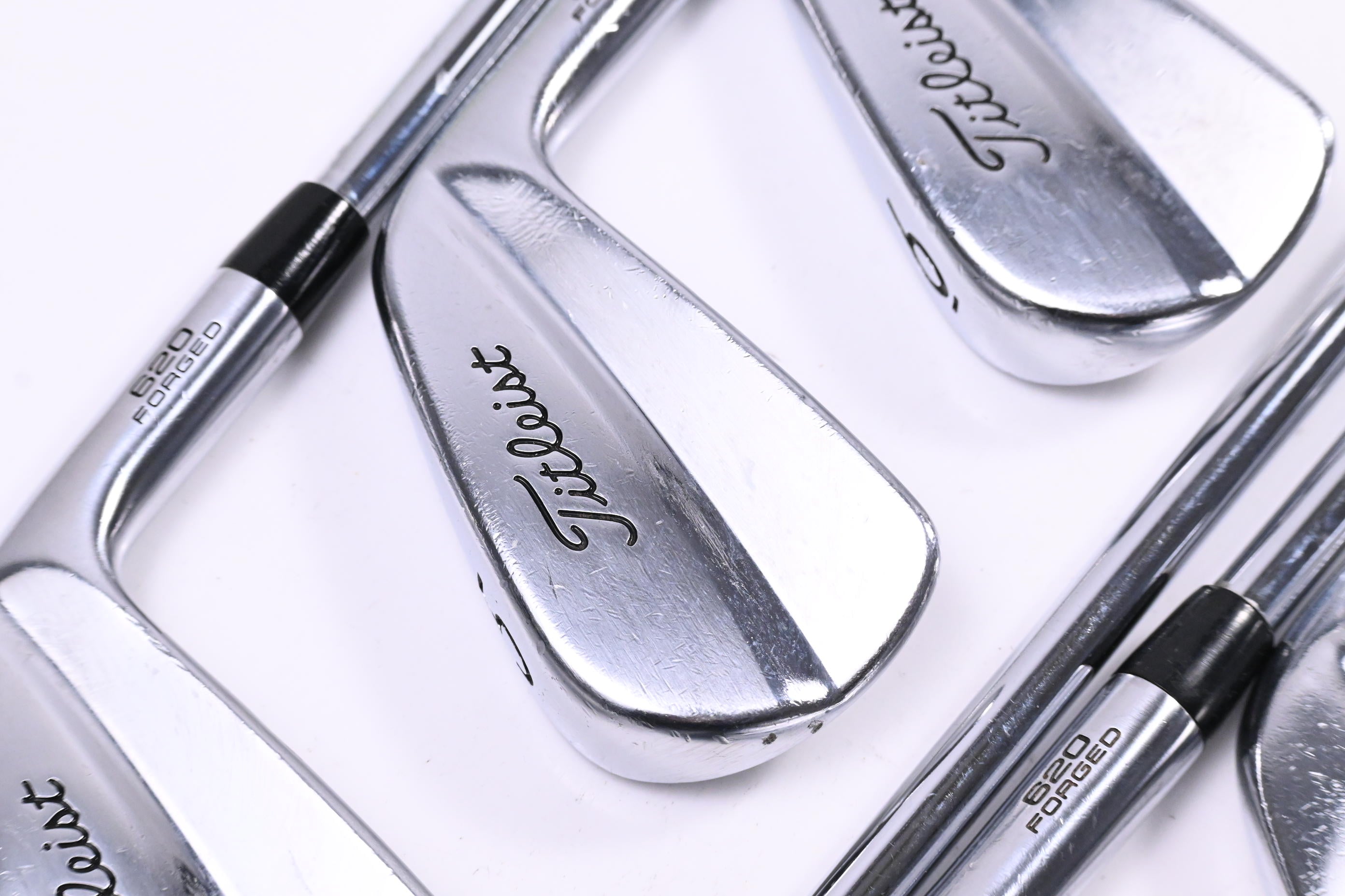 Titleist MB 620 Irons / 4-PW / Stiff Flex AMT Black S300 Shafts