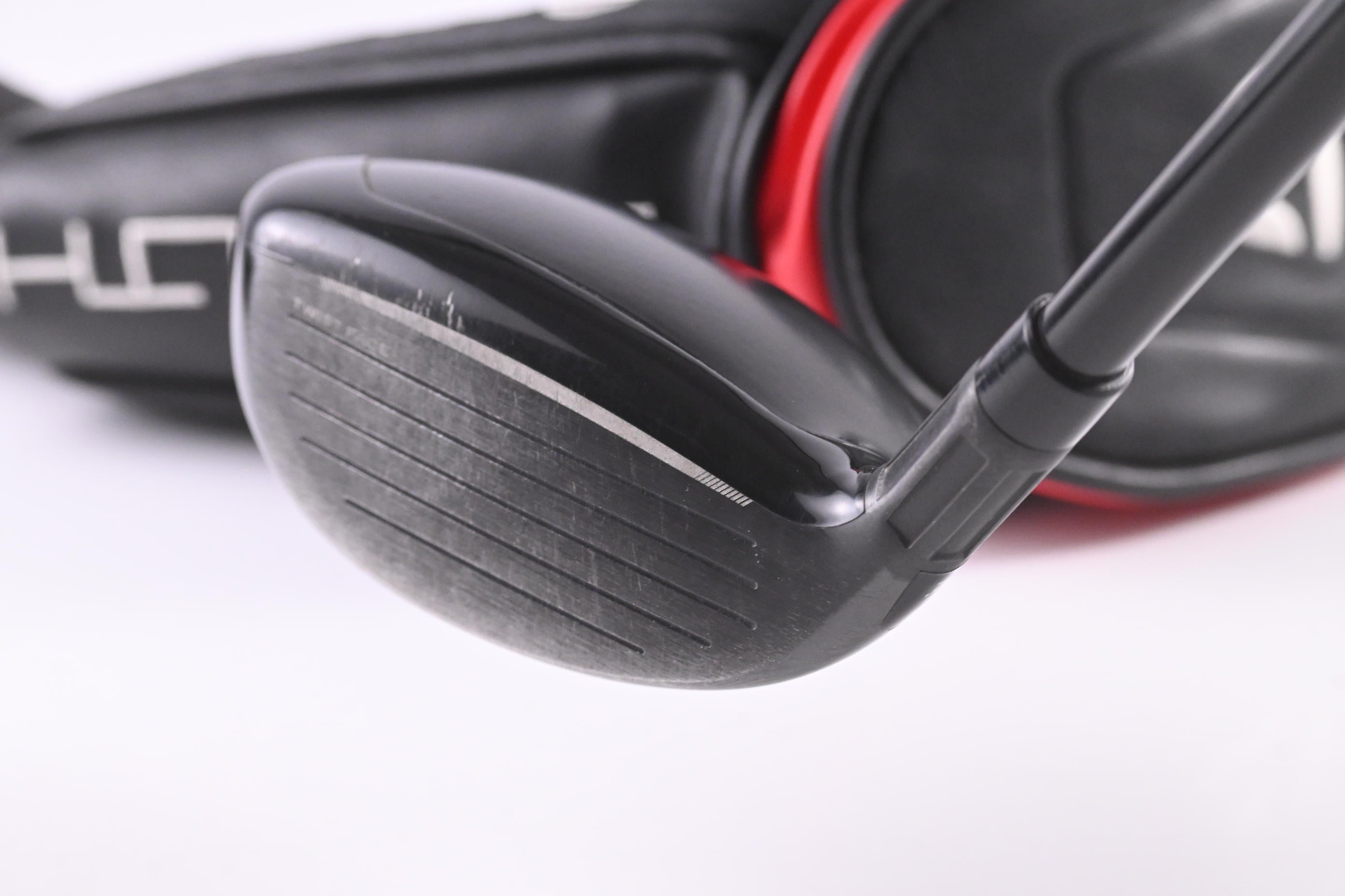 Taylormade Stealth #4 Hybrid / 22 Degree / Regular Flex Ventus Red 6 Shaft