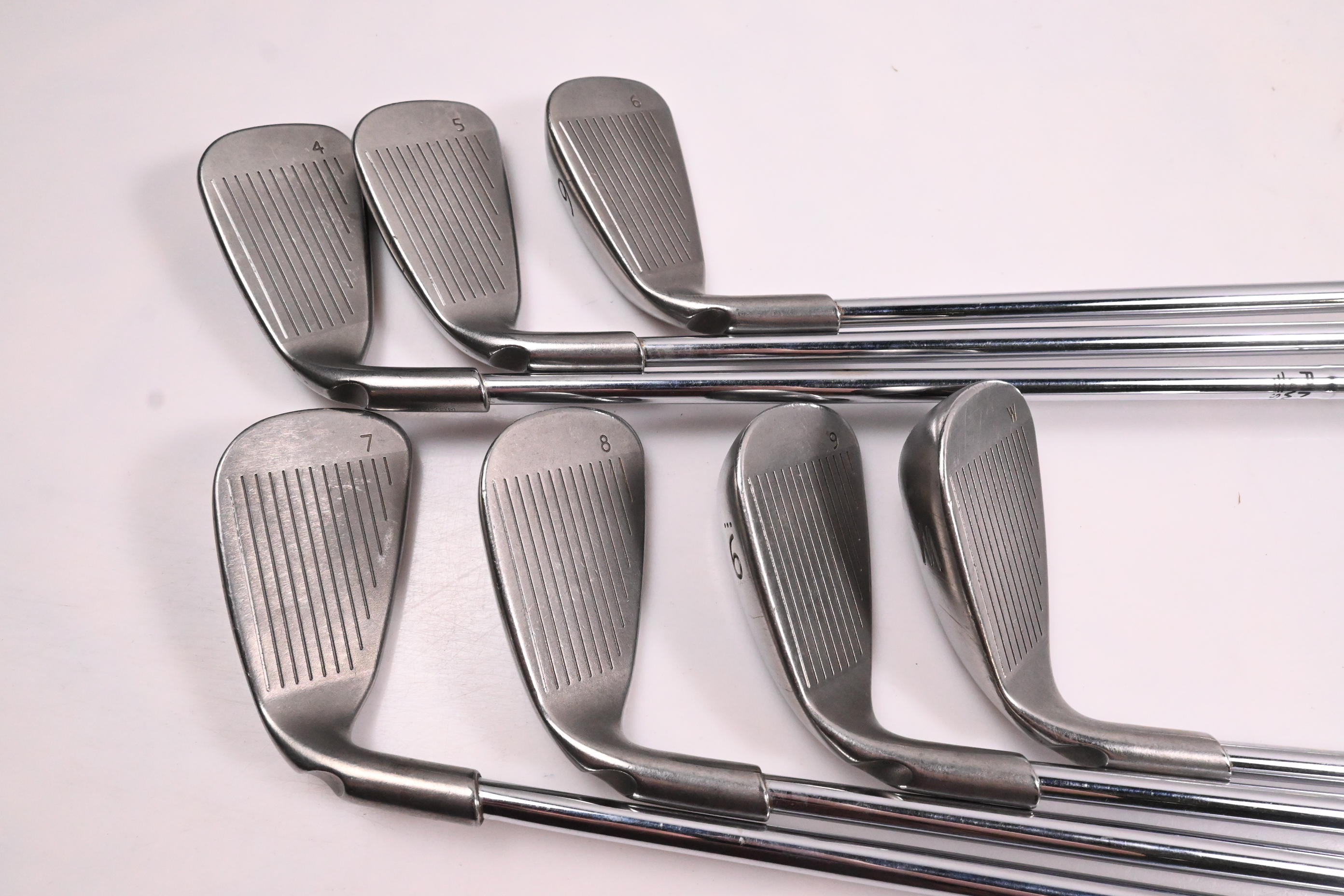 Ping G10 Irons / 4-PW / White Dot / Regular Flex Ping AWT Shafts