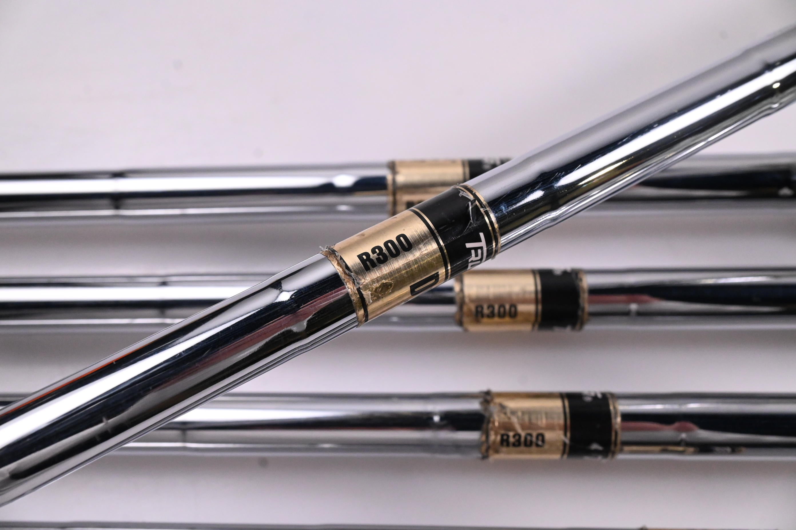 Mizuno MP-15 Irons / 4-9i / Regular Flex Dynamic Gold R300 Shafts
